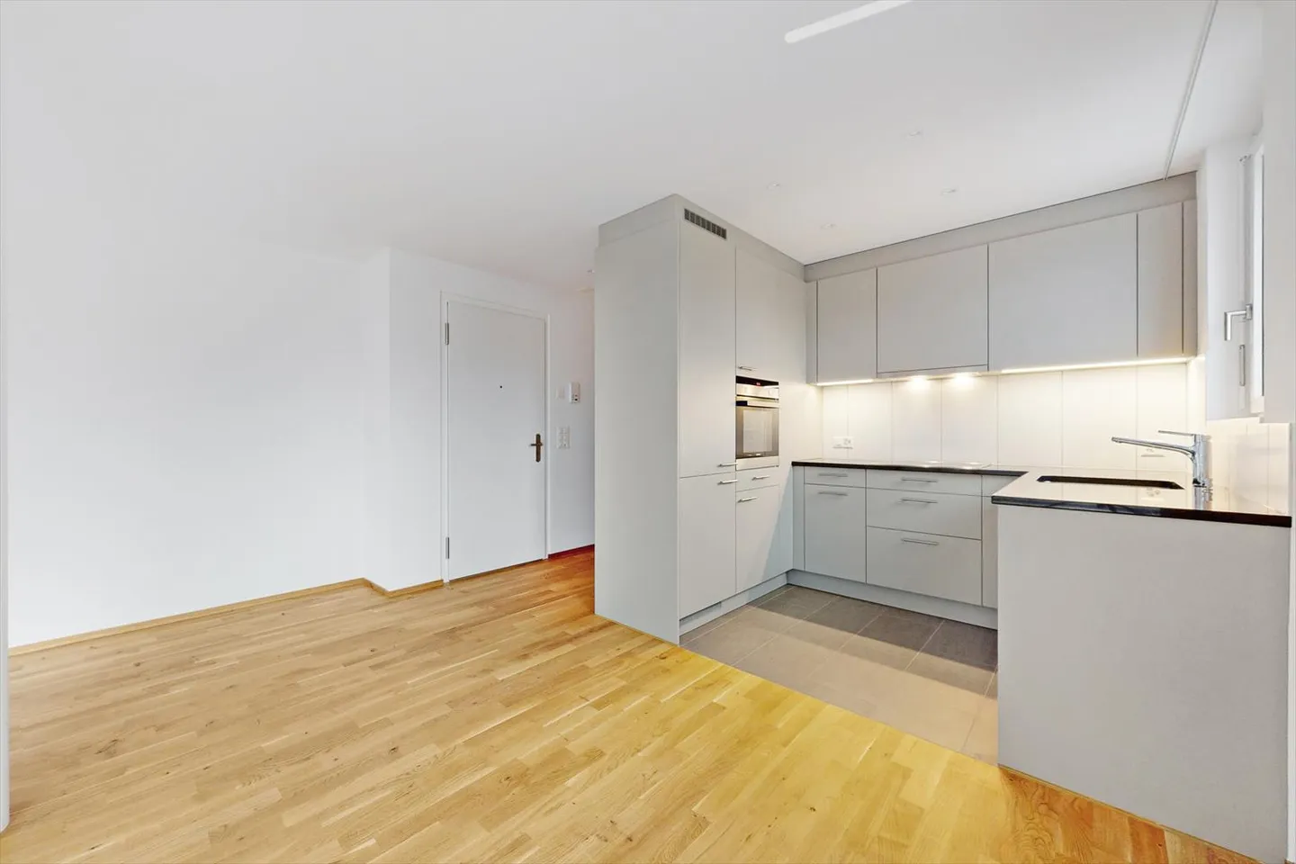 Appartamento attico esclusivo in una posizione soleggiata a Glis - Foto 3 di 10