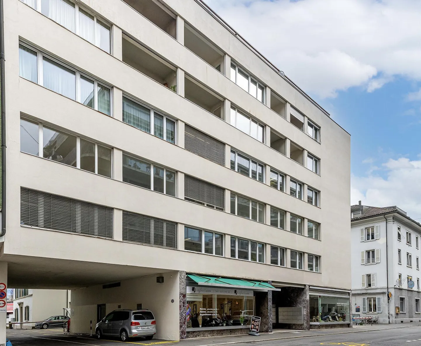 Your new office in the Neustadt district! - Photo 1 of 6
