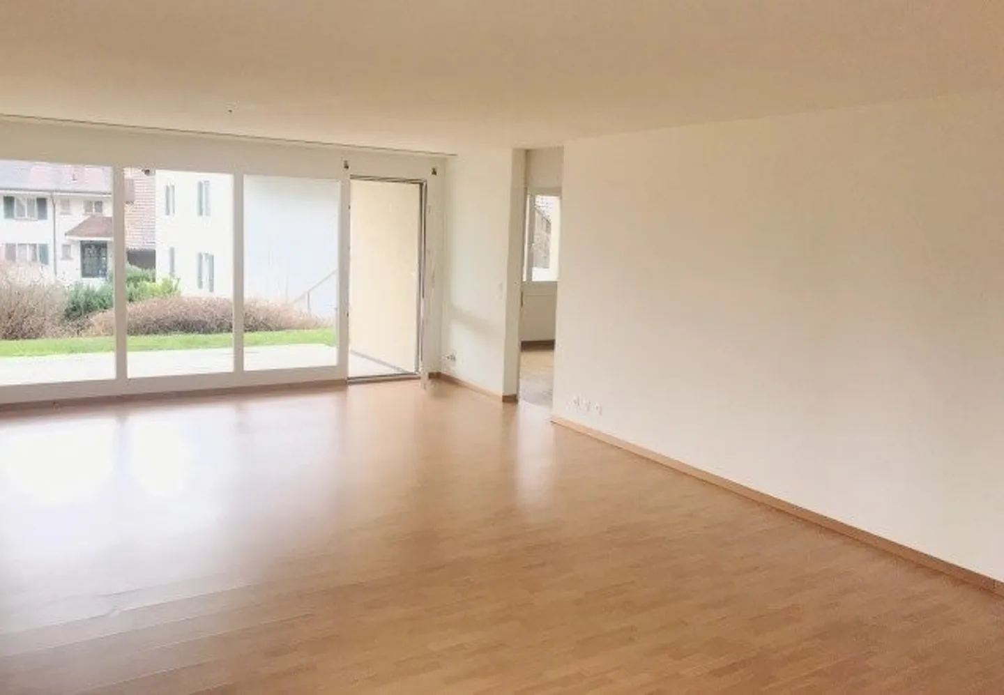 Tanto spazio per il tuo sogno abitativo - appartamento accogliente con camino - Foto 3 di 8