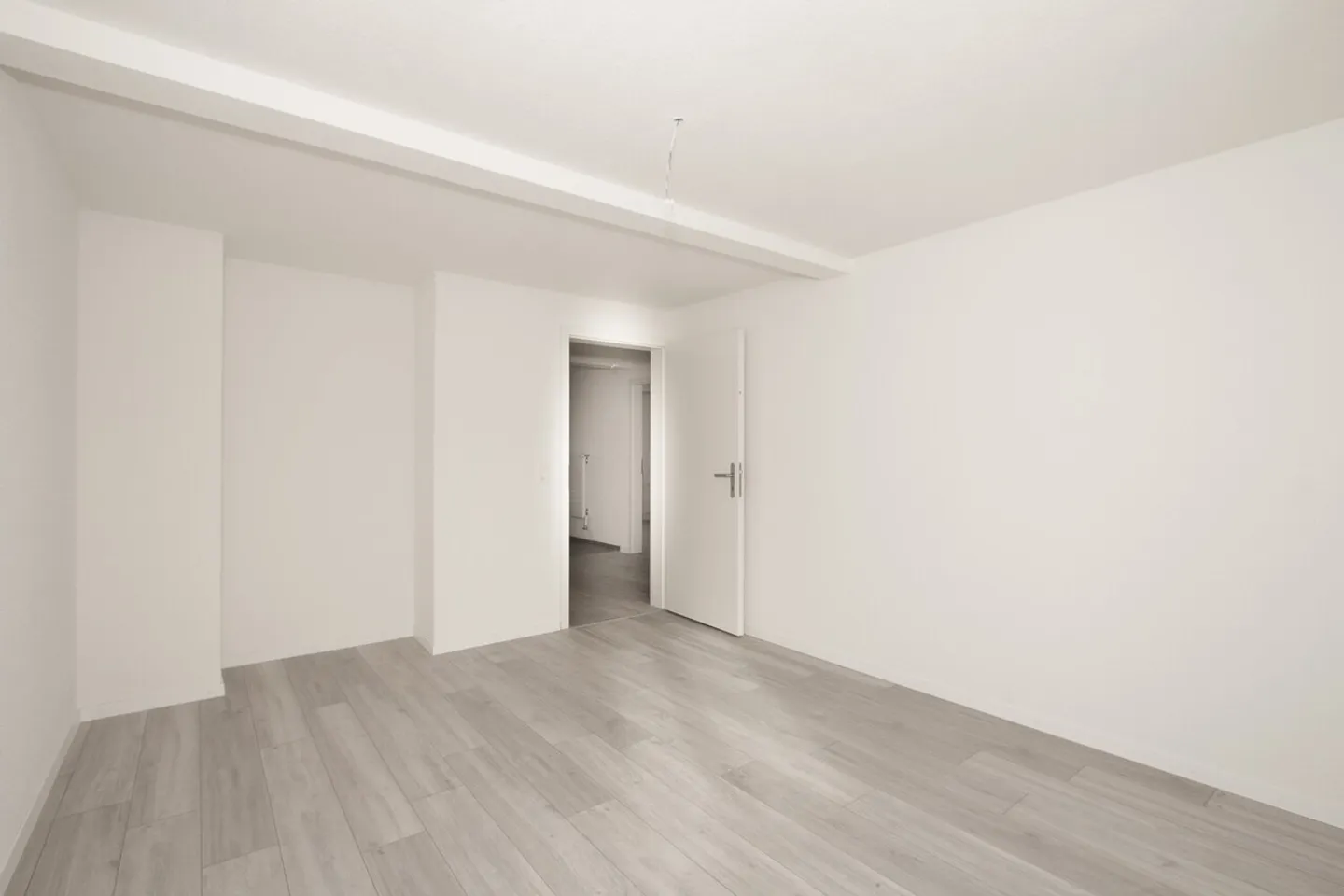 Modernes Apartment mit Seesicht - Foto 6 von 10