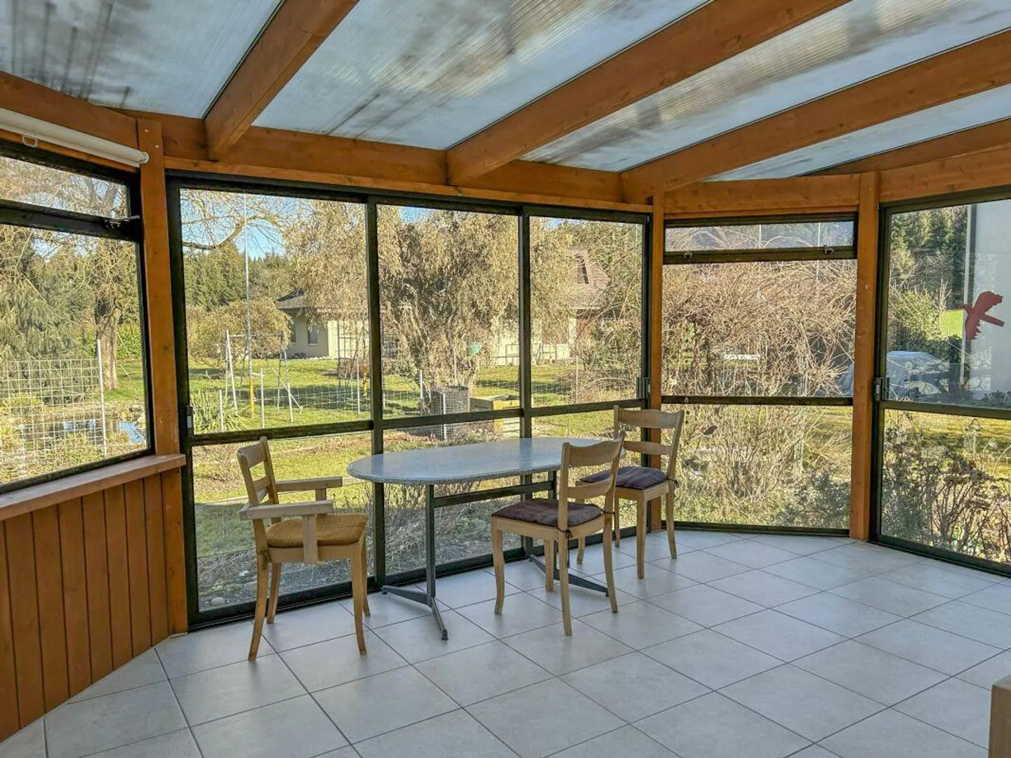 Detached Single-Family Home - Photo 6 of 12