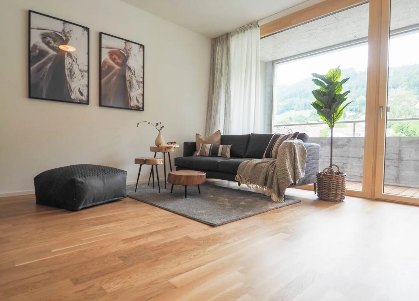 Unique Living in ARCA! - Photo 4 of 8