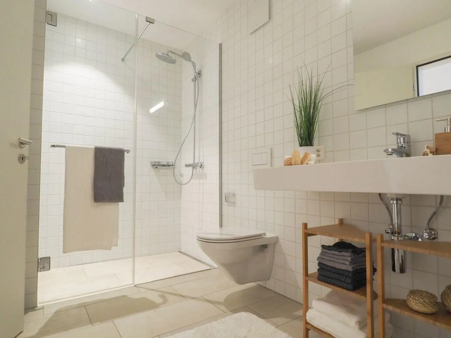 Unique Living in ARCA! - Photo 7 of 8