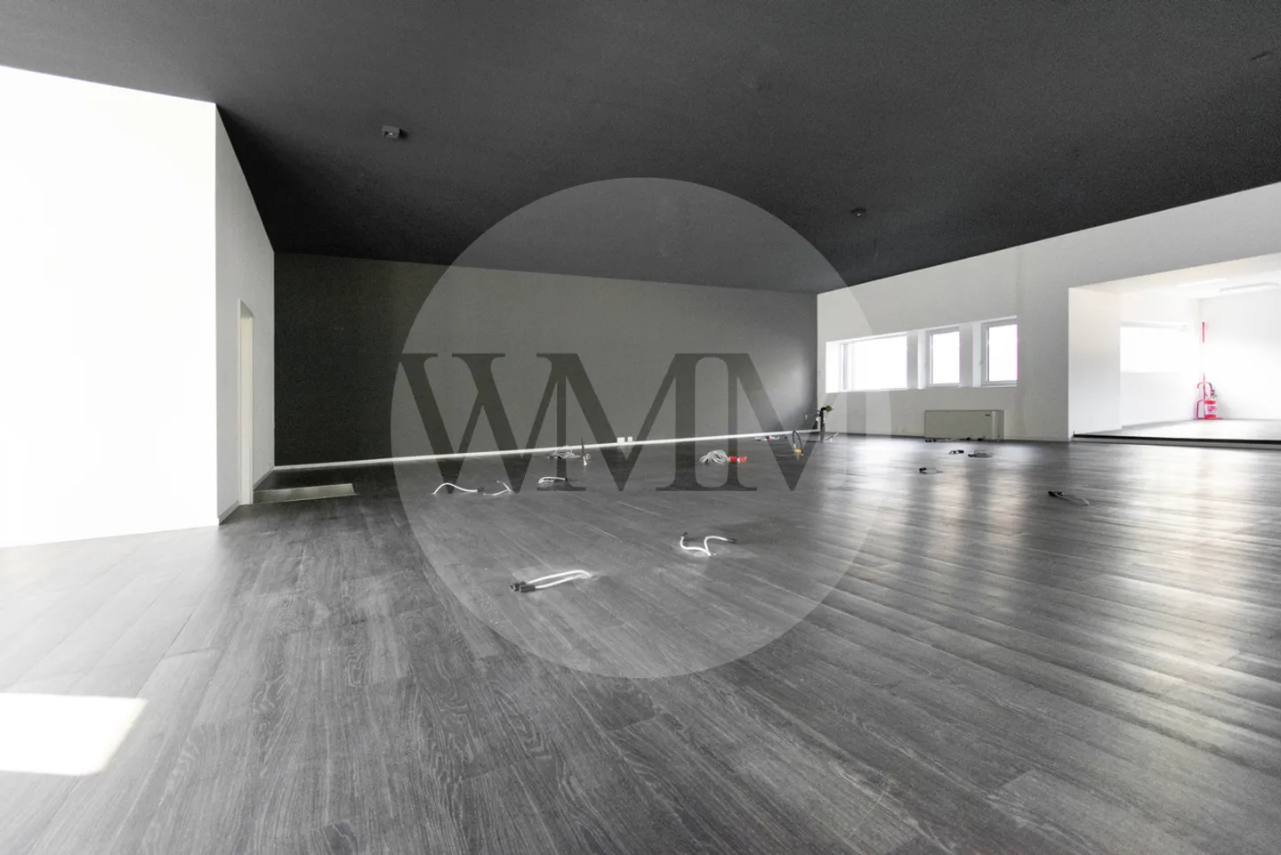 BRIGHT OPEN SPACE IN STRATEGIC LOCATION - Photo 9 of 11