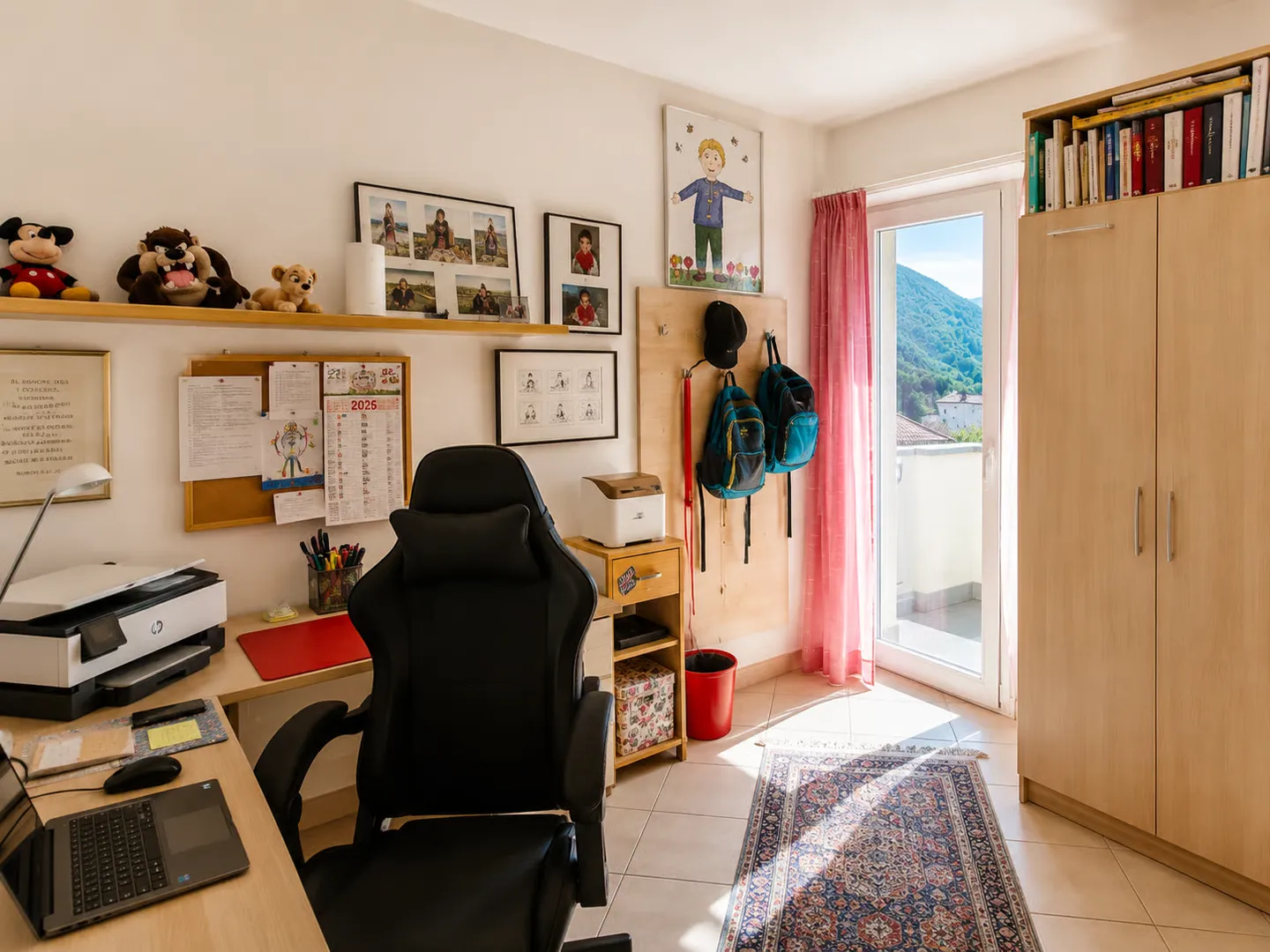 Spacious 4.5 rooms with panoramic terrace - Photo 3 of 11