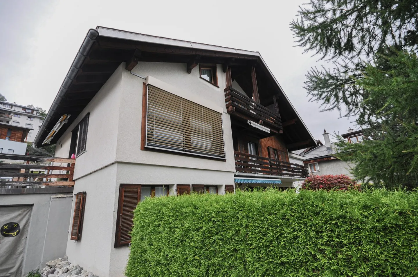 Appartamento affascinante 4.5 stanze con garage a Scuol - Foto 1 di 30