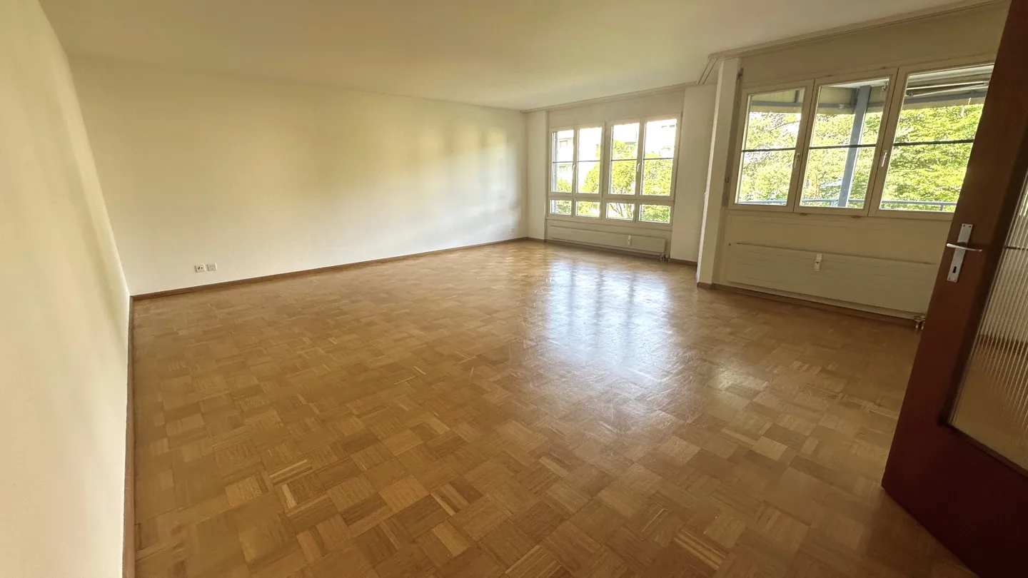 Bella appartamento di 4.5 stanze in una posizione ideale - Foto 2 di 5