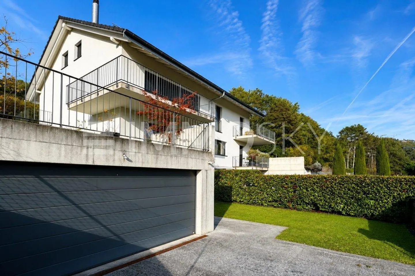 Exceptional Semi-Detached Villa in Pully - Photo 1 of 5