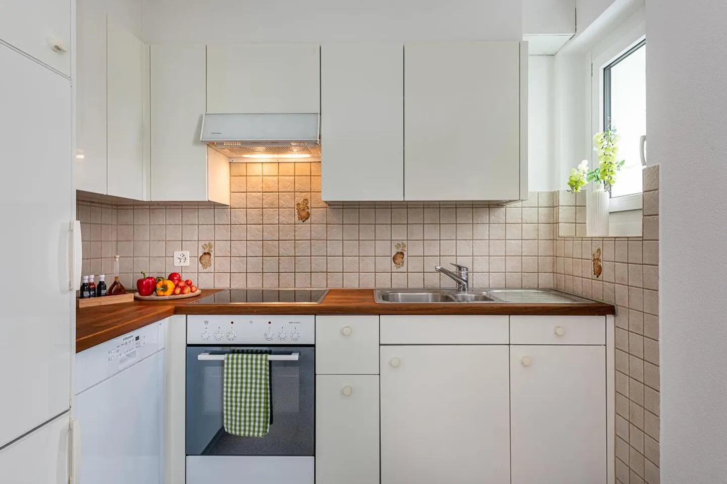 Charming apartment in a quiet location - Photo 5 of 9