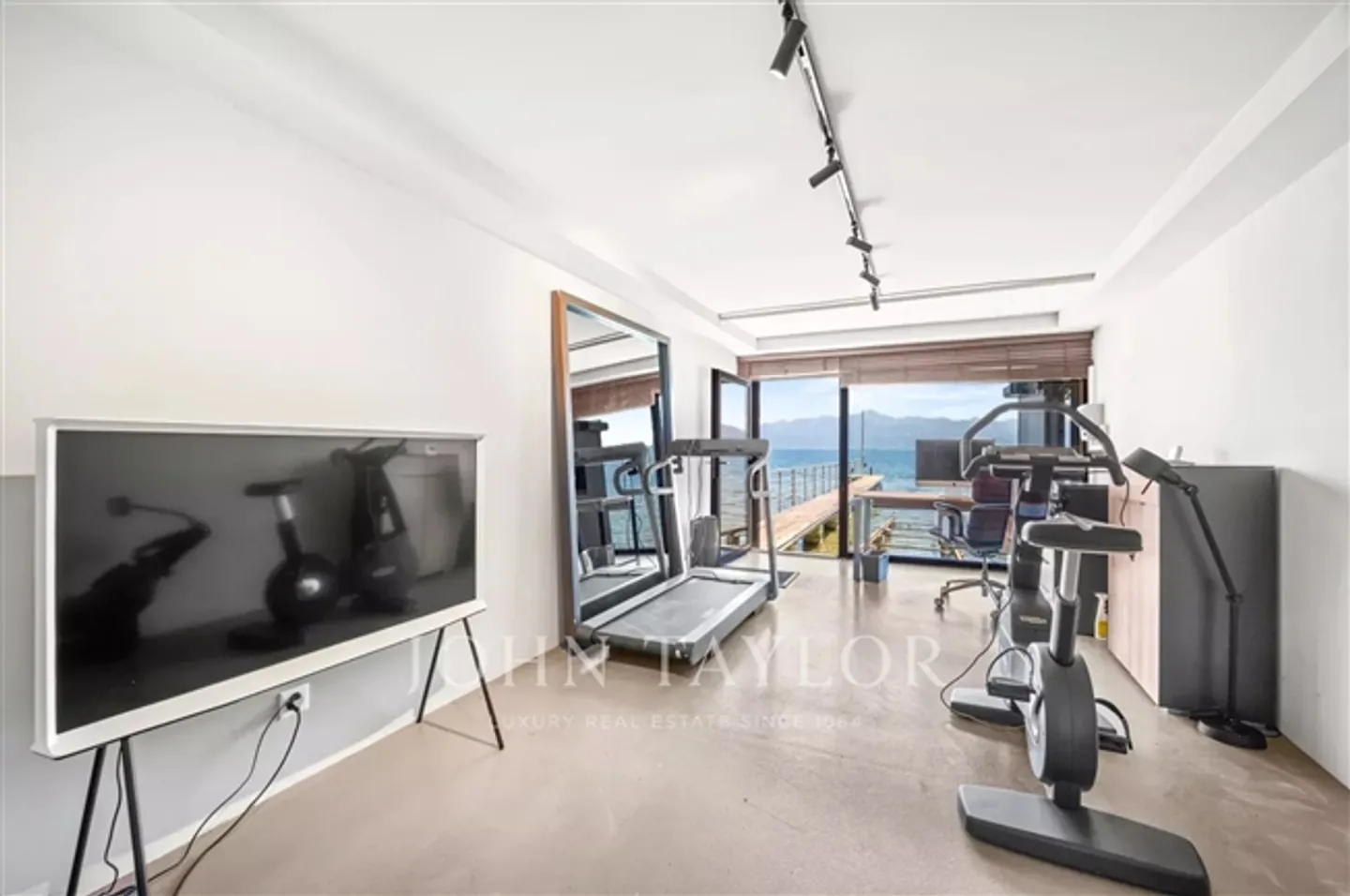 Extraordinary Villa for Sale in Saint-Prex - Photo 8 of 16