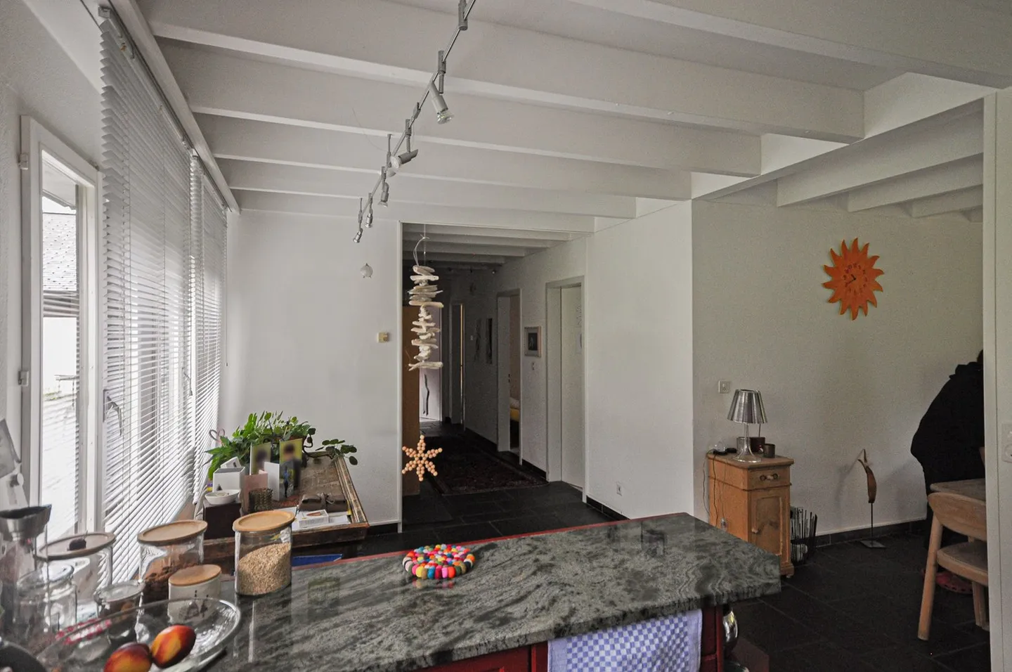 Appartamento affascinante 4.5 stanze con garage a Scuol - Foto 8 di 30