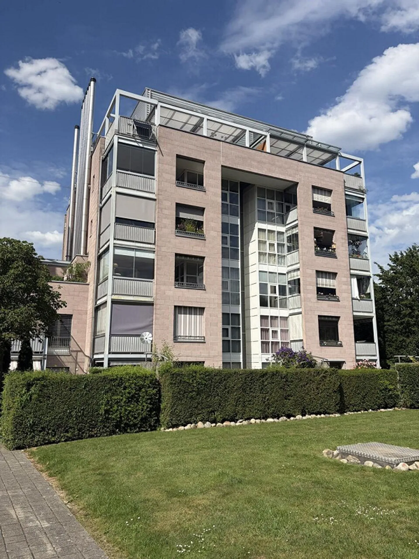 Attractive 4½-room apartment with two balconies, parking space - Photo 12 of 17
