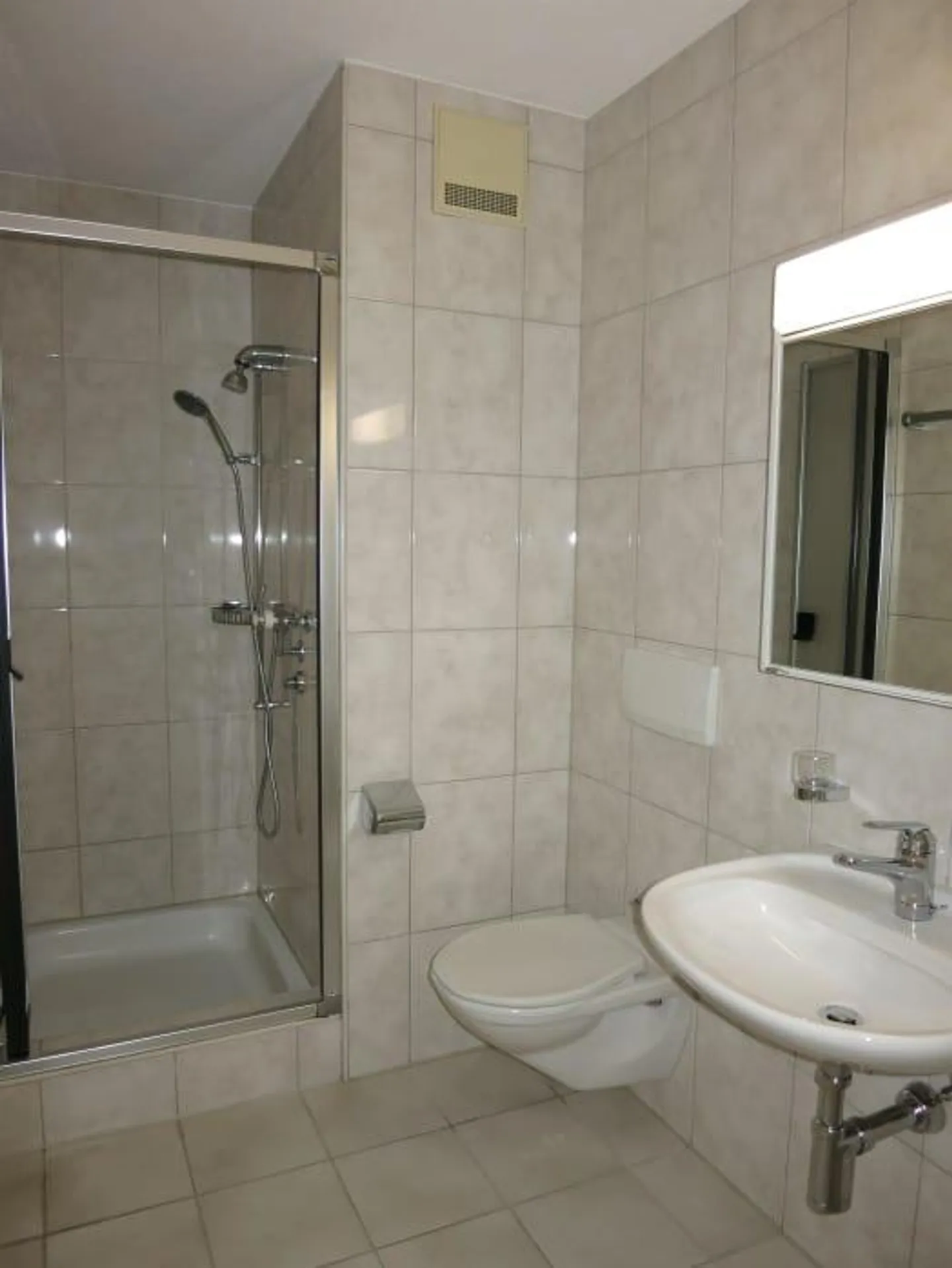 Near Enge Train Station - in the heart of Zurich - Photo 7 of 7