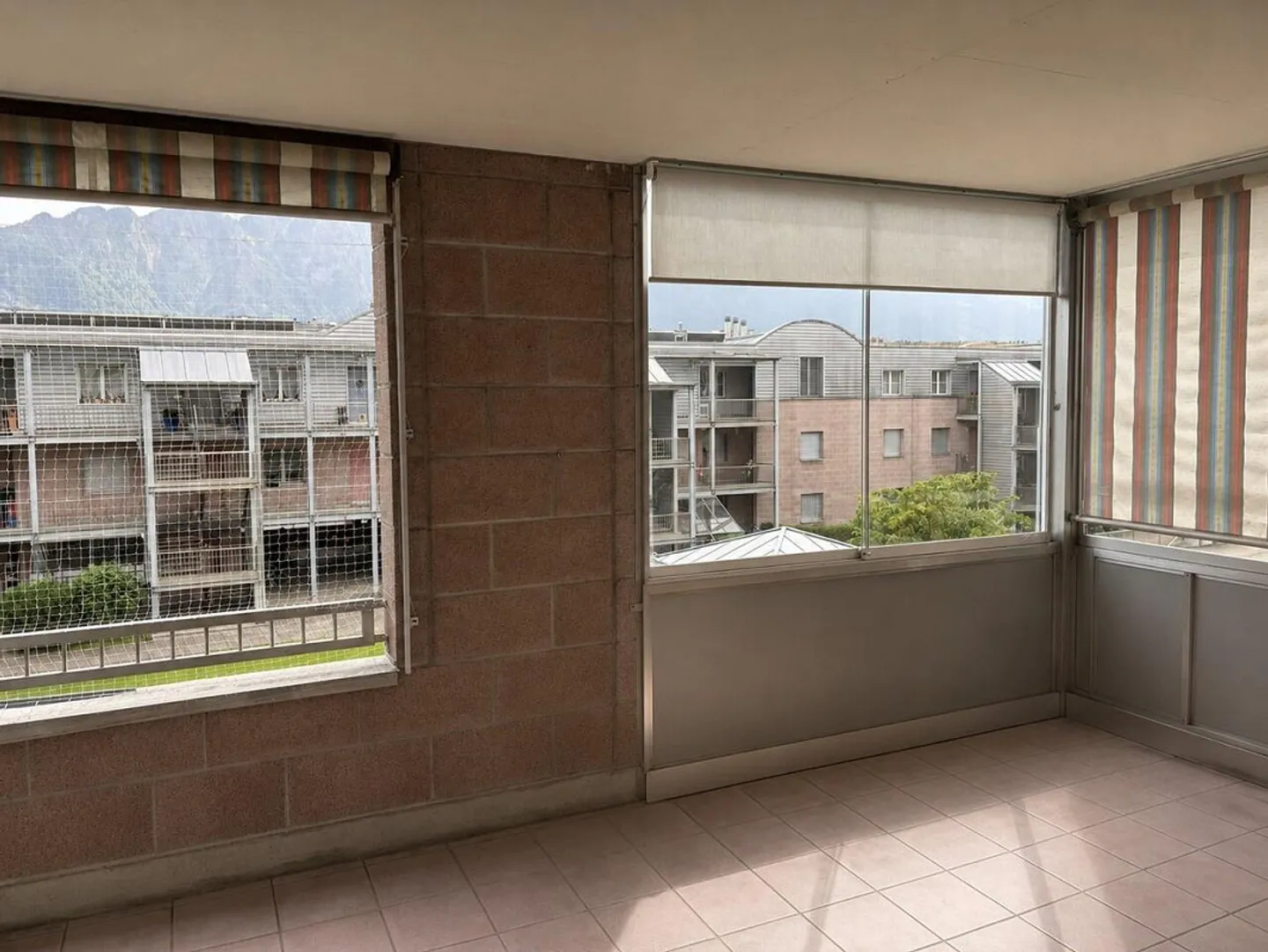 Attractive 4½-room apartment with two balconies, parking space - Photo 17 of 17