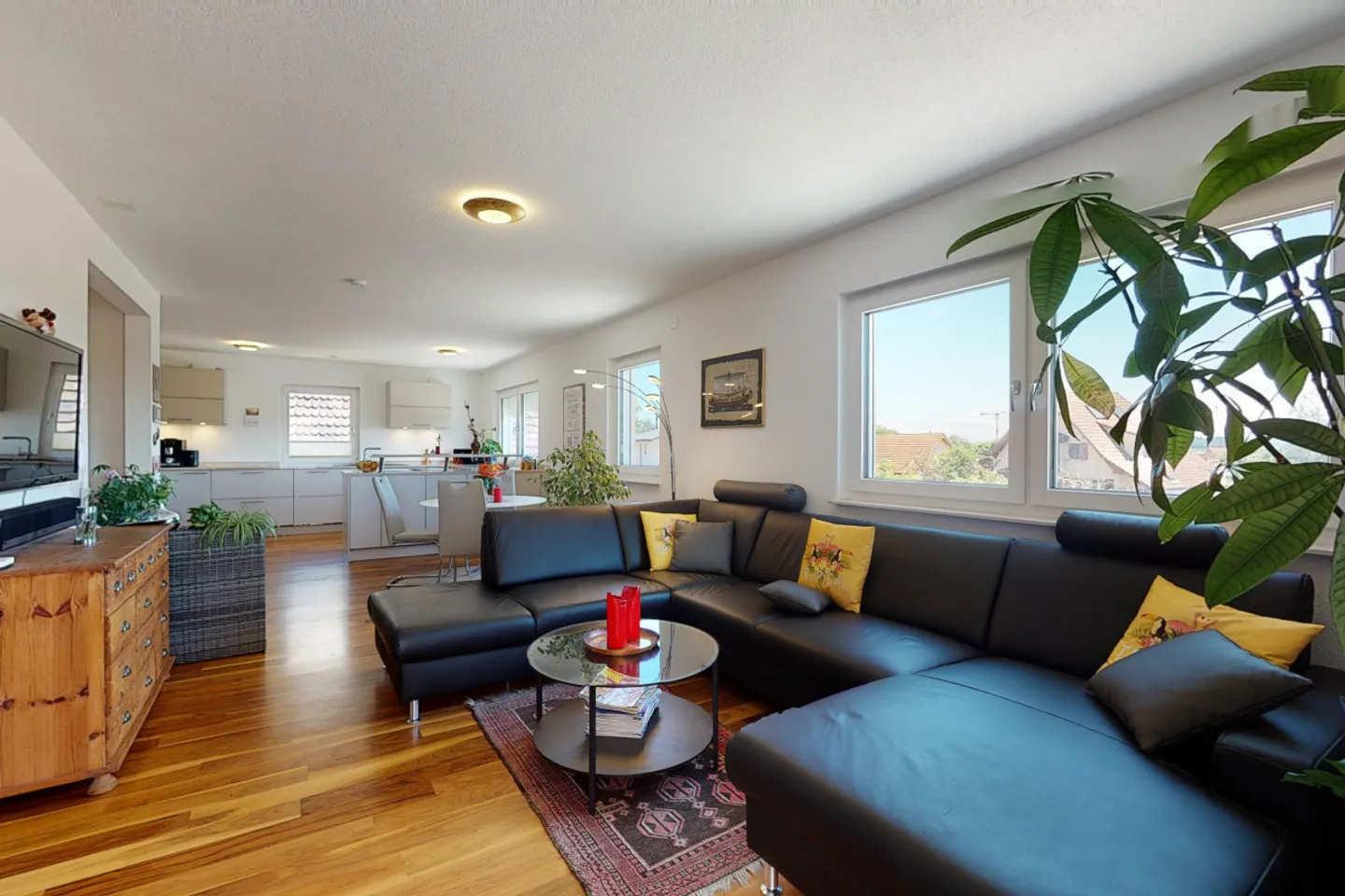 Modernes Familienhaus mit Flexibilität - Foto 5 von 14