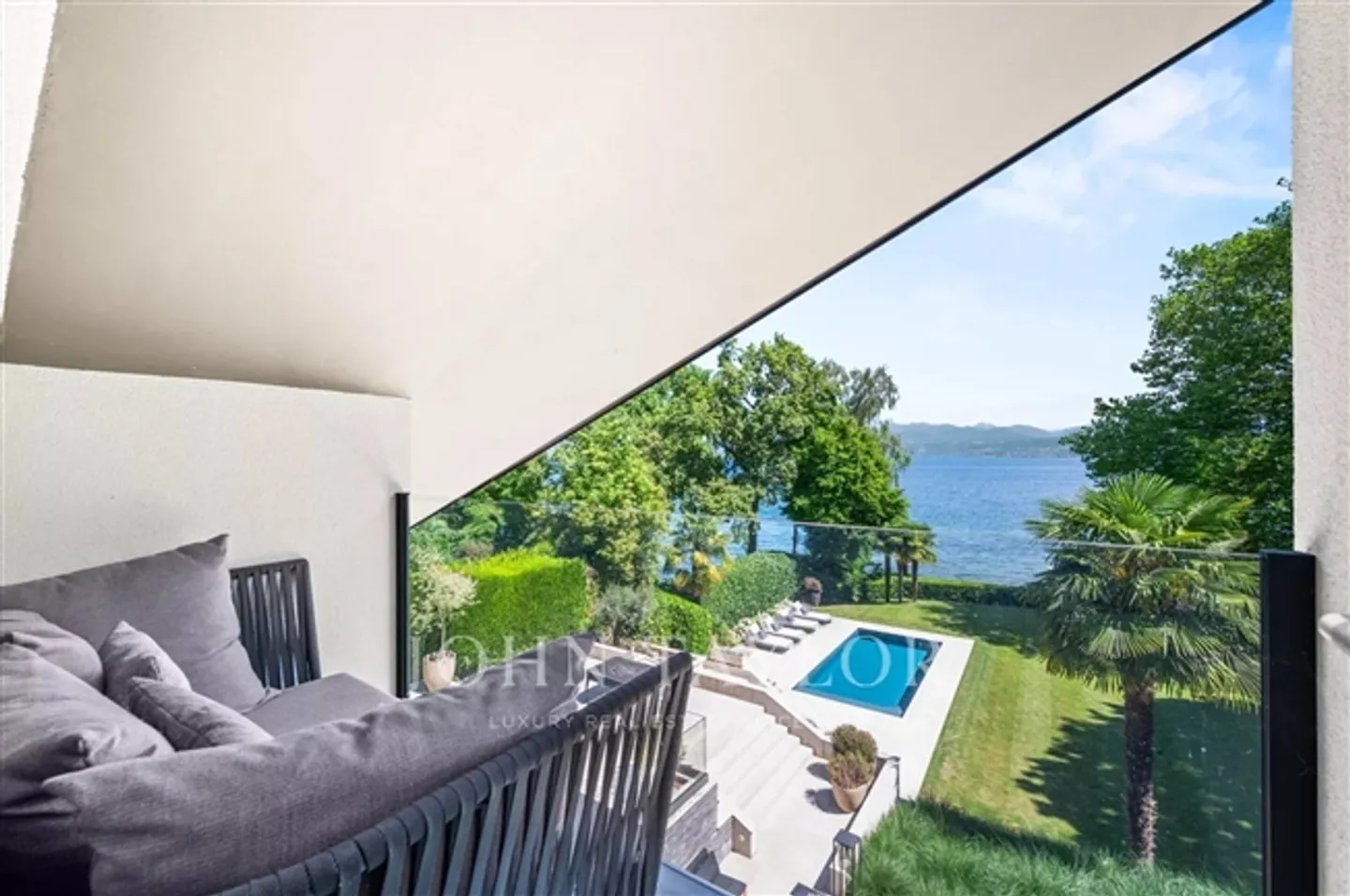 Extraordinary Villa for Sale in Saint-Prex - Photo 14 of 16