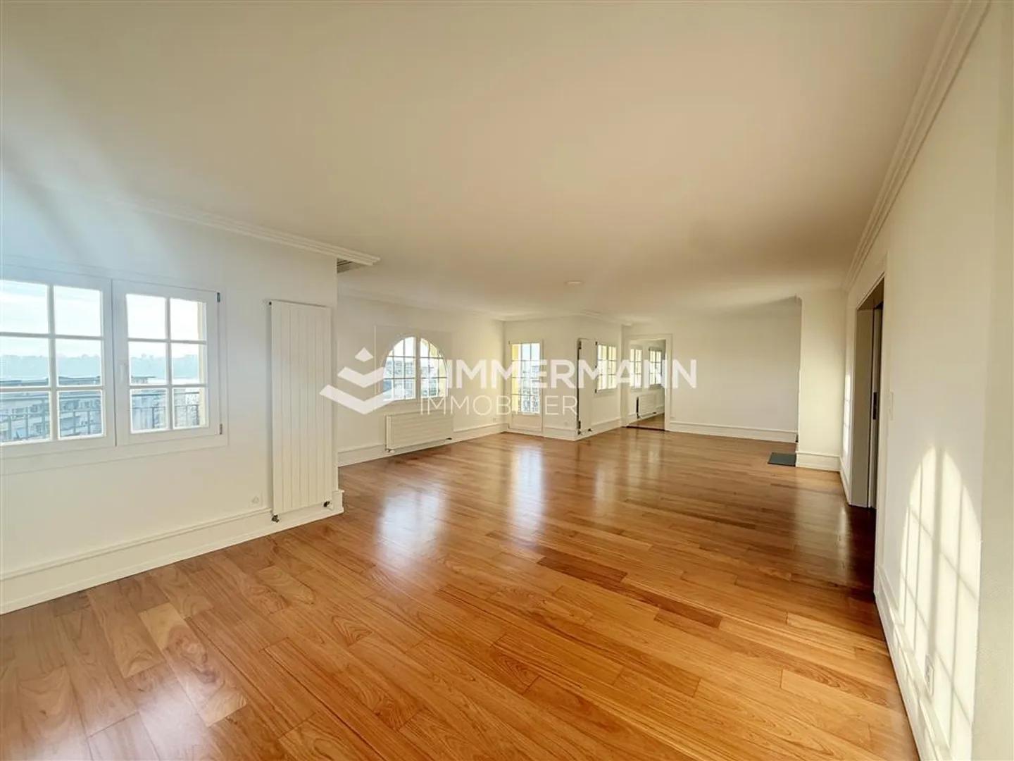 Apartment for rent - Photo 3 of 10