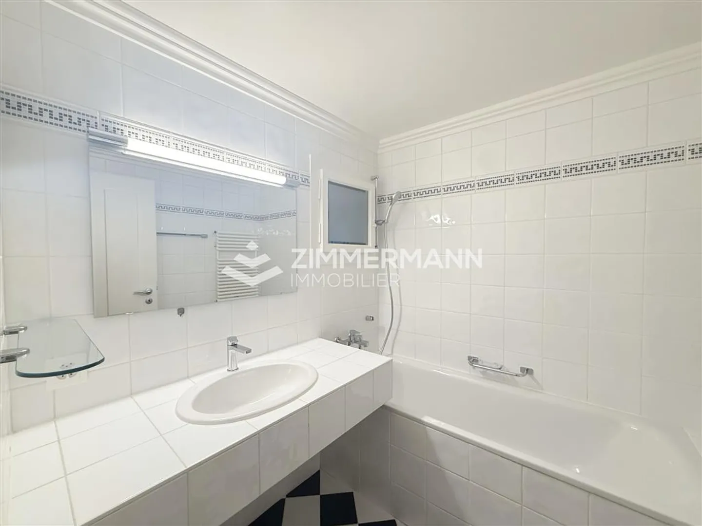 Apartment for rent - Photo 8 of 10