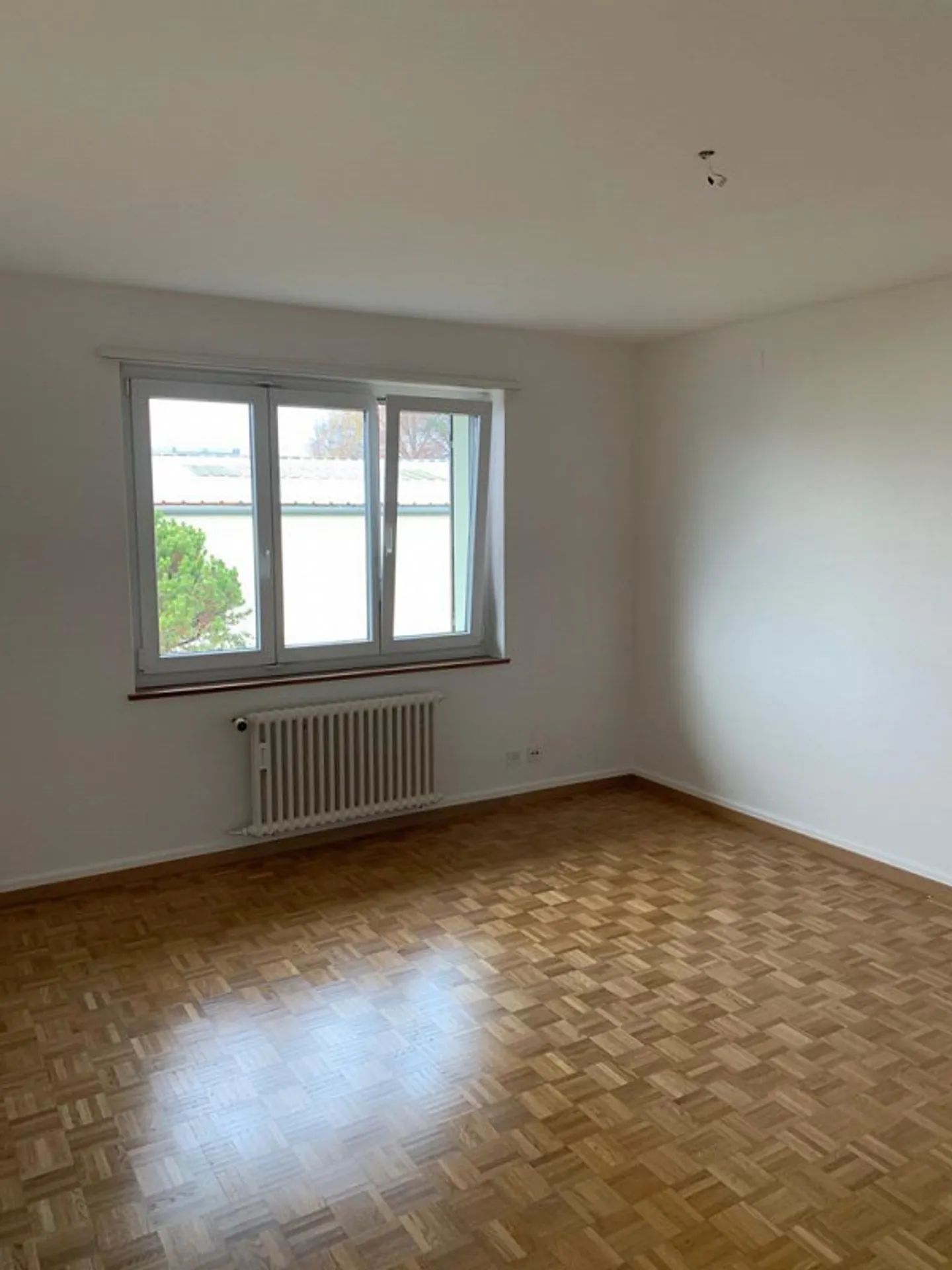 Family Apartment in Uster - Prime Location - Photo 5 of 7