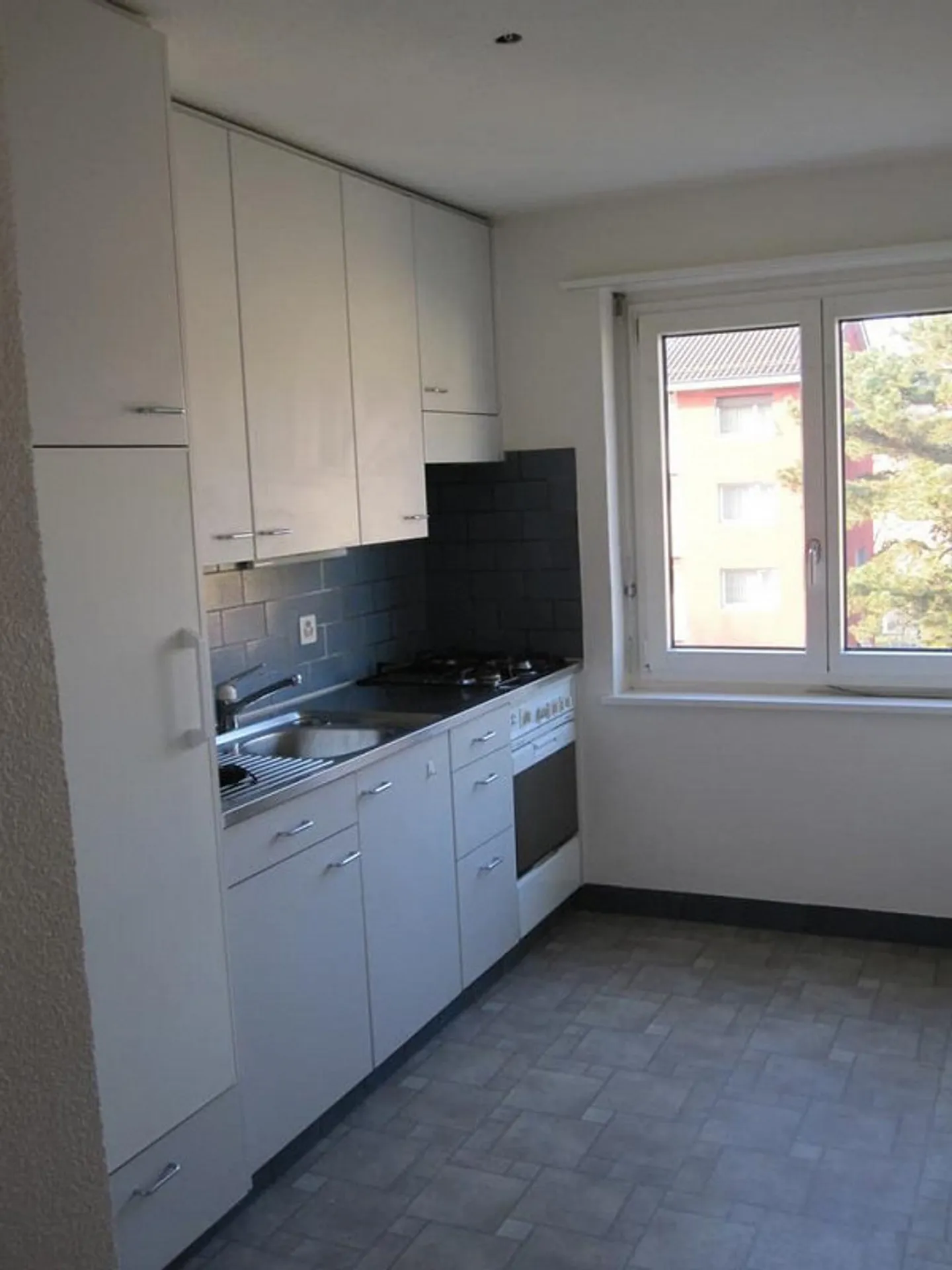 Family Apartment in Uster - Prime Location - Photo 6 of 7