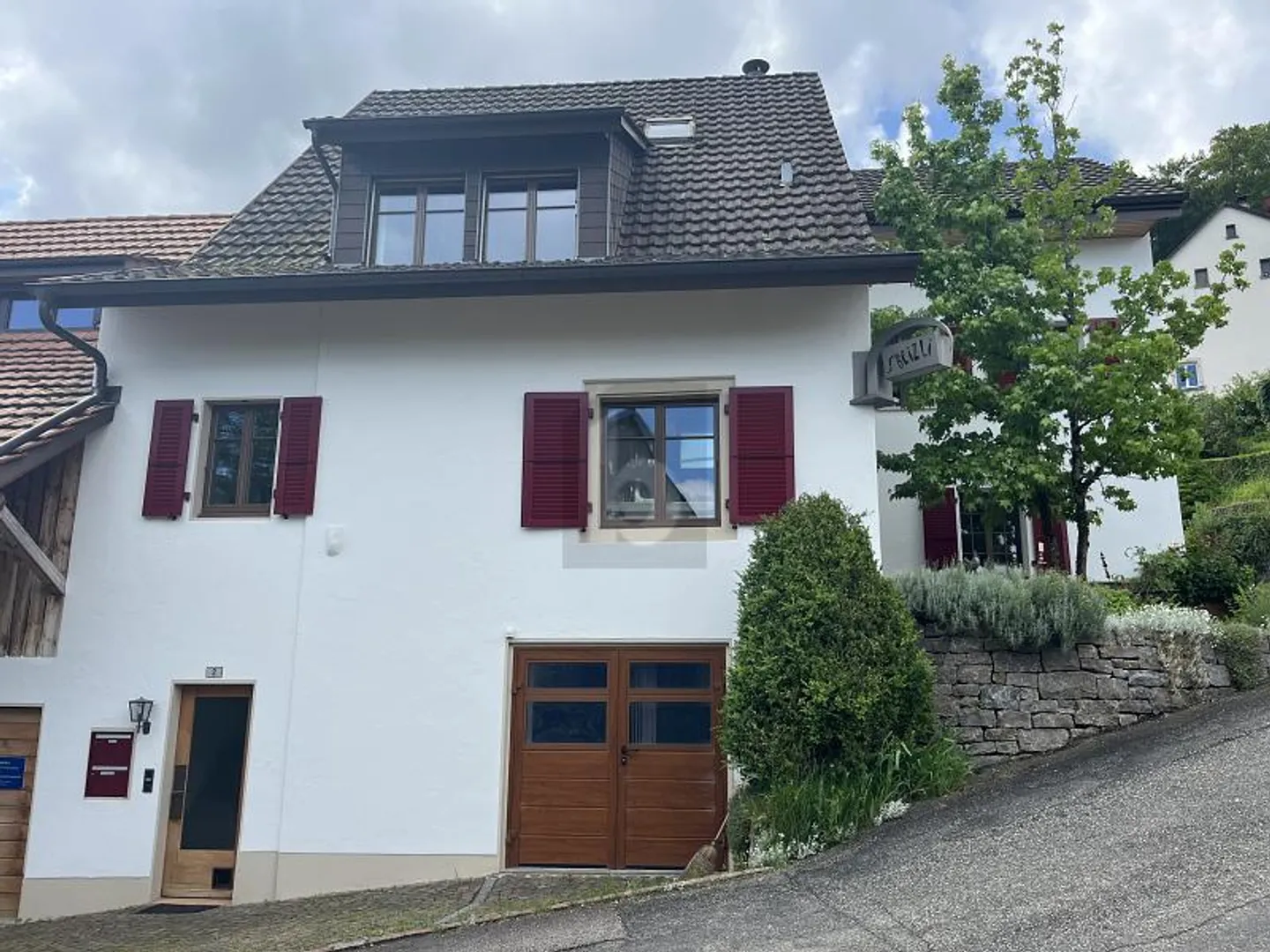 AN RUHIGER LAGE MIT AUSBAUPOTENTIAL - Foto 2 von 6