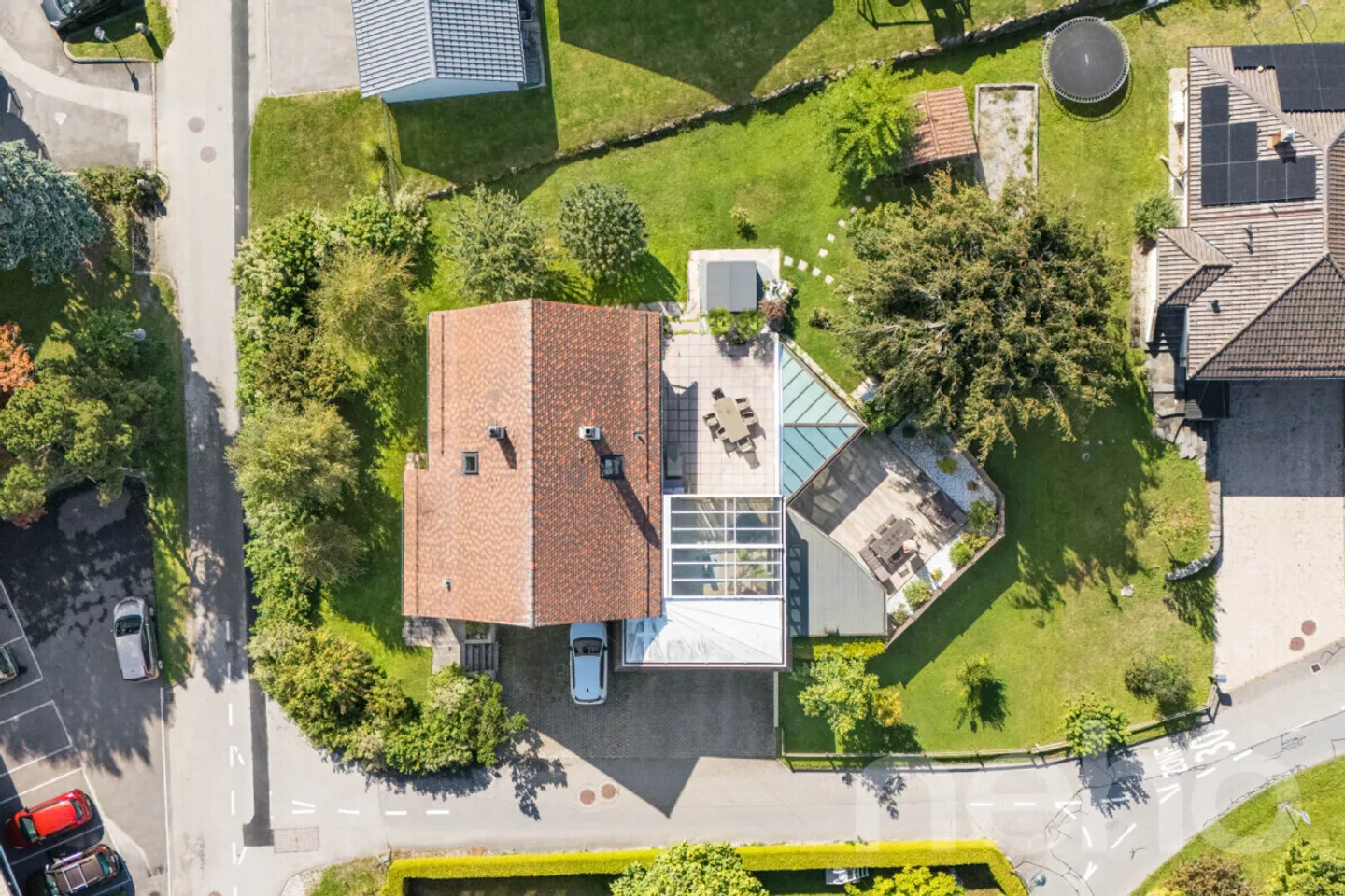 Villa elegante con spa privato vicino a Losanna - Foto 2 di 12