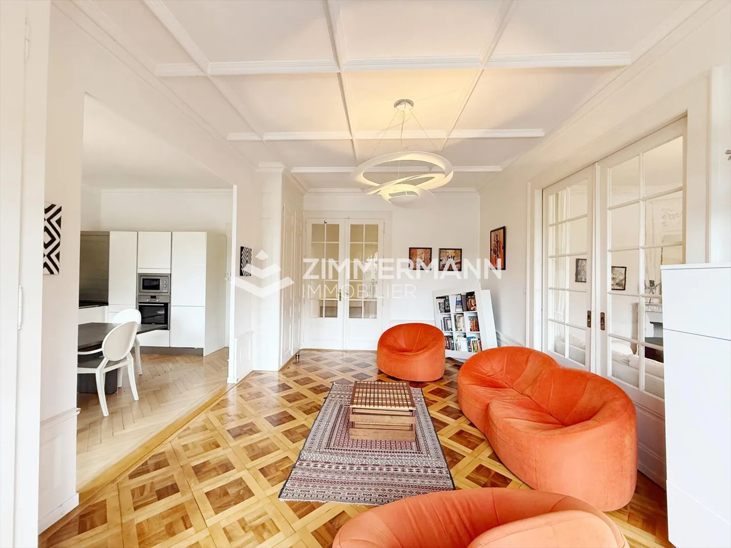 Superbo appartamento arredato con 5 stanze in stile Haussmann di fronte alla perla del lago! - Foto 1 di 8