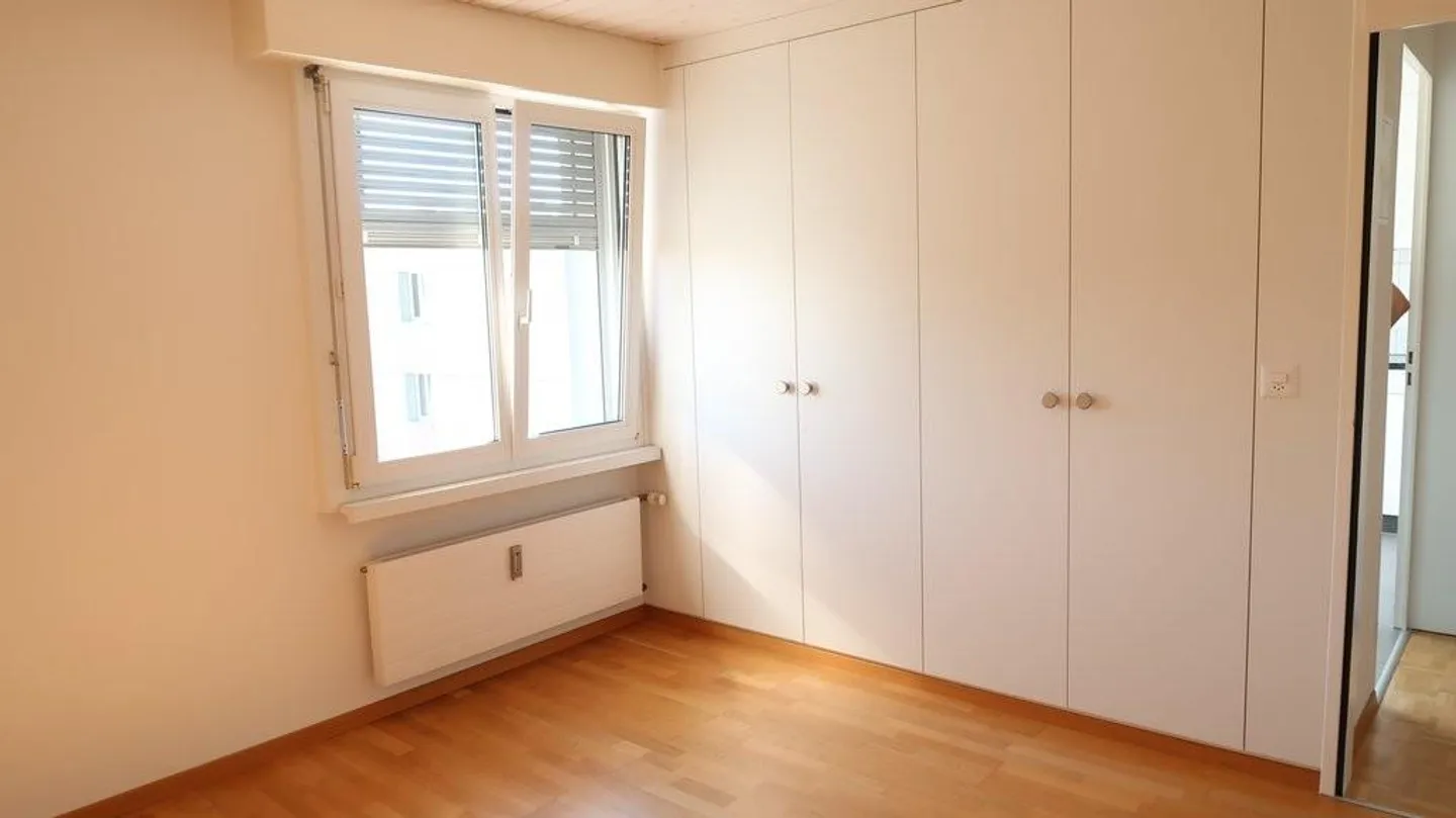 Schöne Erdgeschosswohnung zu vermieten - Foto 3 von 10