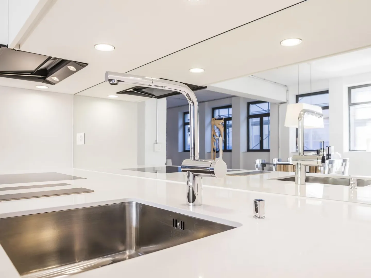 Loft Design avec 2,5 pièces | 104 m² | Calme avec cour | Zurich-Altstetten - Photo 5 sur 9