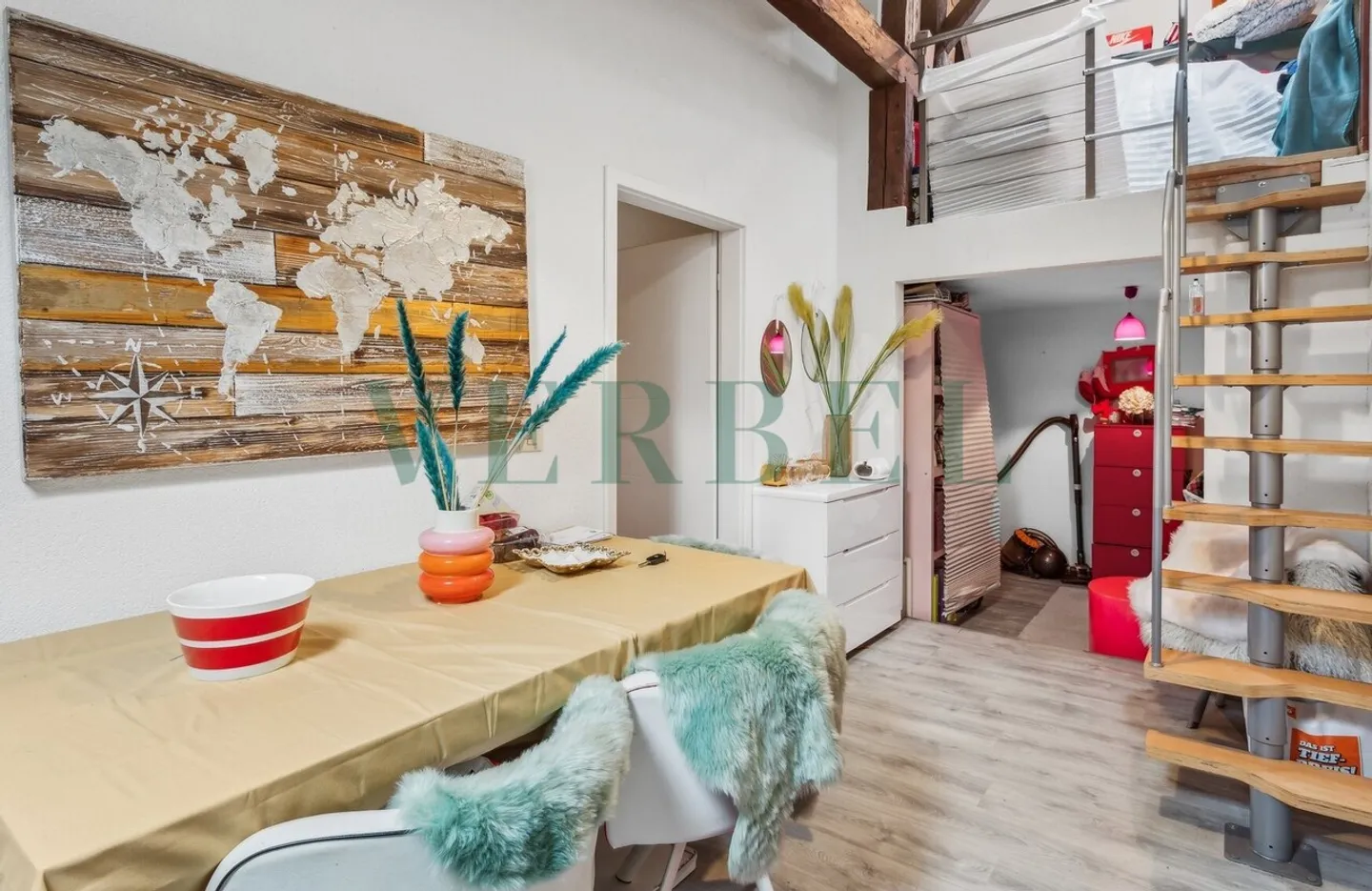 Large house with development potential - Photo 5 of 8