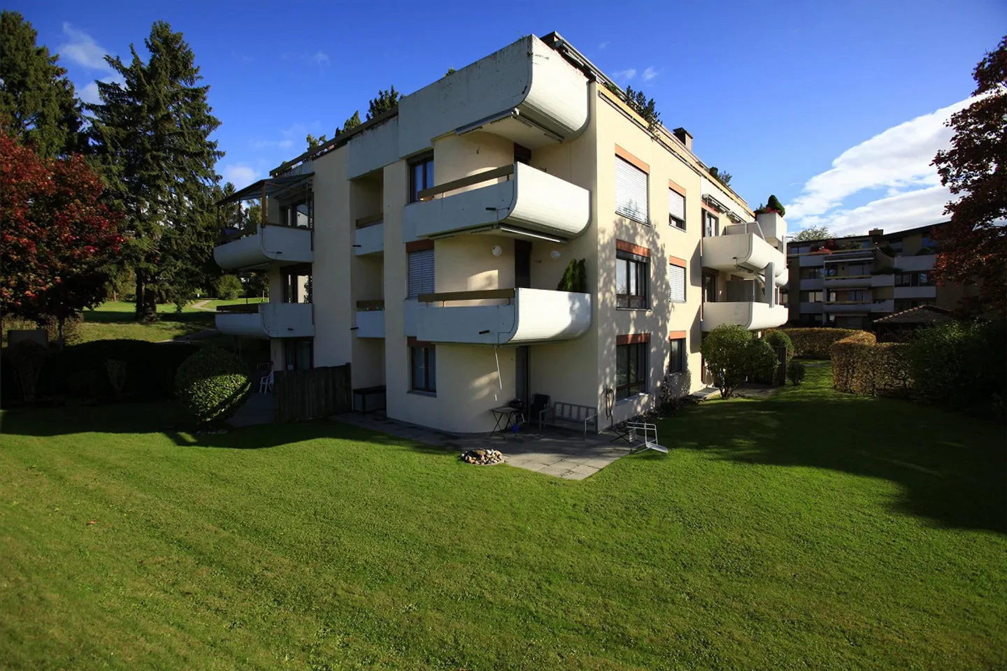 Appartamento singolo ben tenuto con balcone - Foto 2 di 7