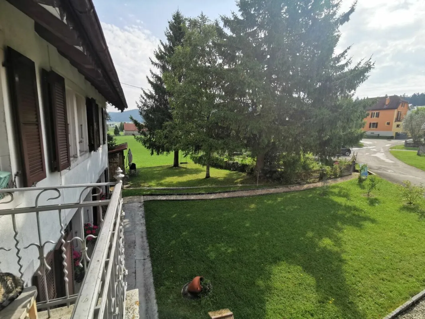 Magnificent 3.5-room apartment at the gates of nature - Photo 8 of 10