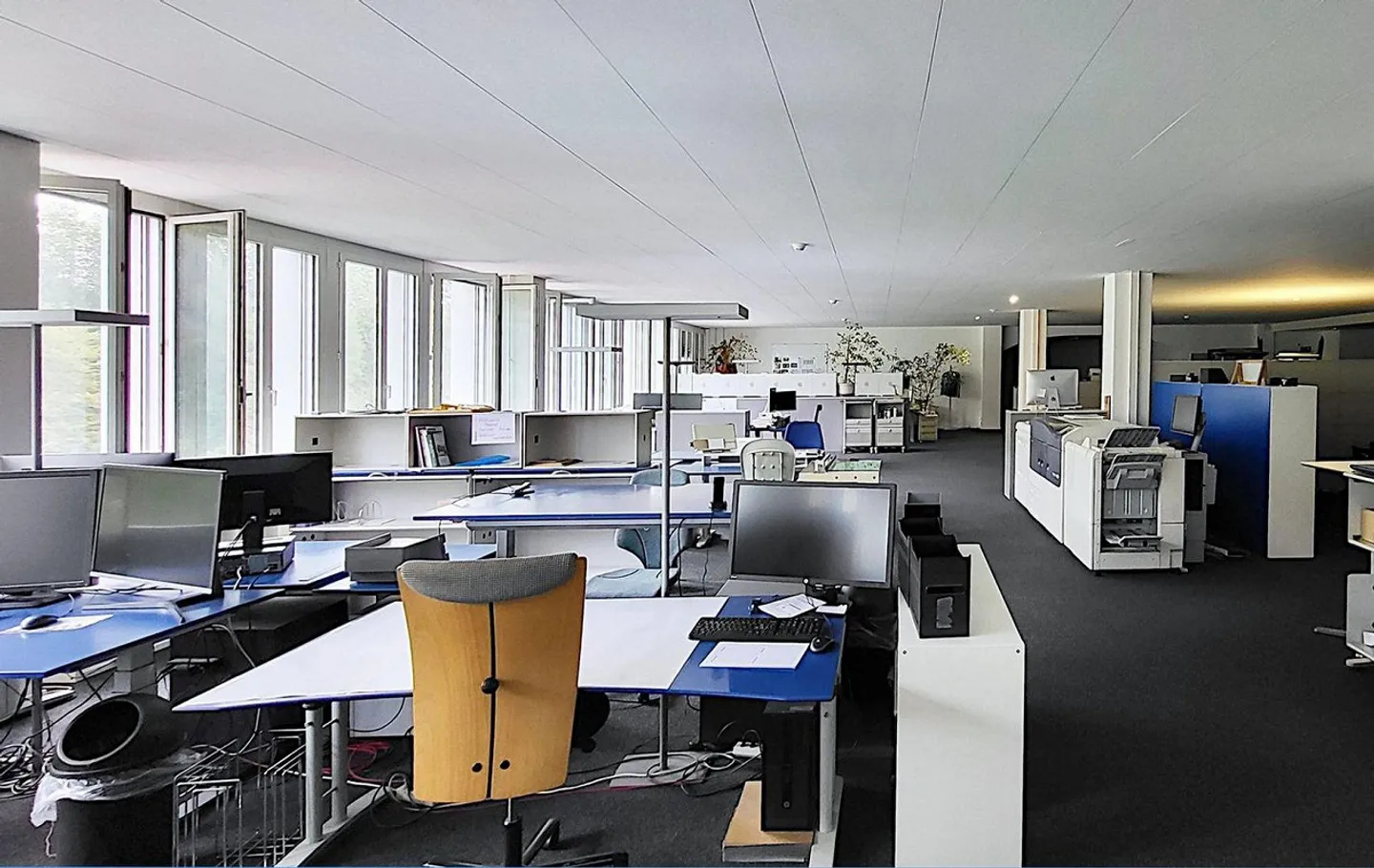 Nouvelles surfaces partielles - espace de bureau entièrement développé - env. 620 m2 ! - Photo 7 sur 10