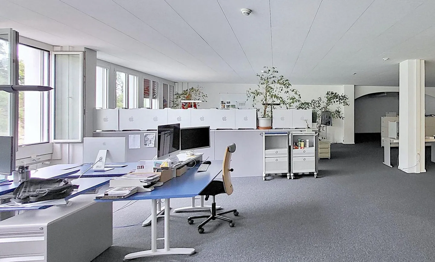 Nouvelles surfaces partielles - espace de bureau entièrement développé - env. 620 m2 ! - Photo 9 sur 10