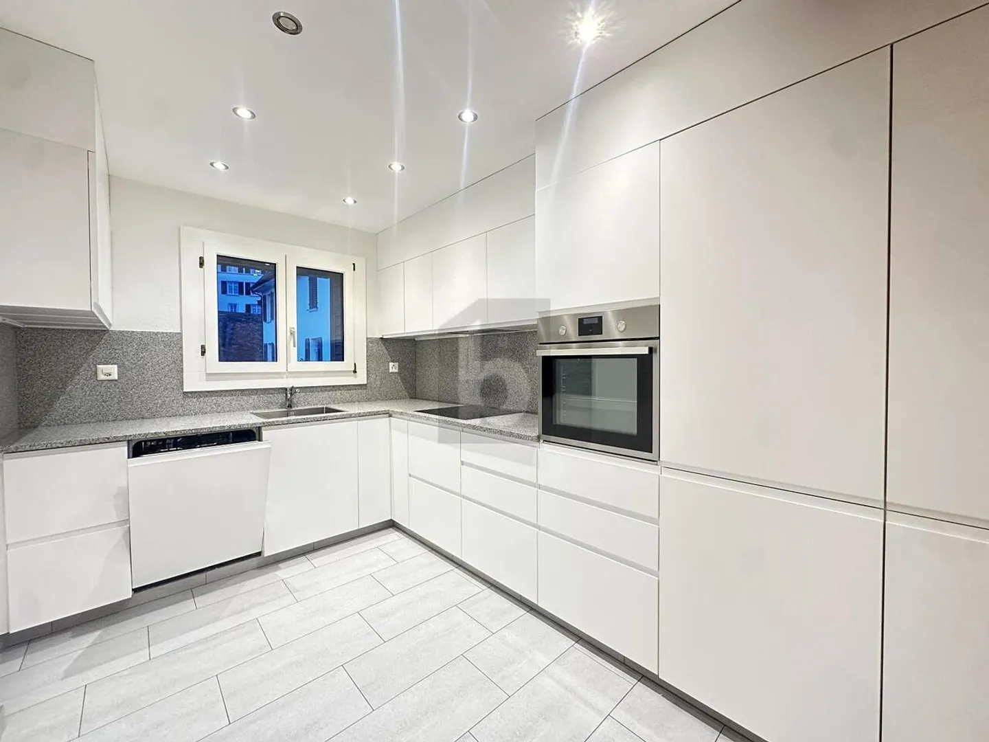 COZY LIVING WITH LAKE VIEW - Photo 2 of 6