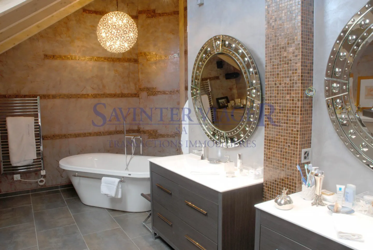 Montricher, Spaziosa proprietà con piscina interna - Foto 7 di 12