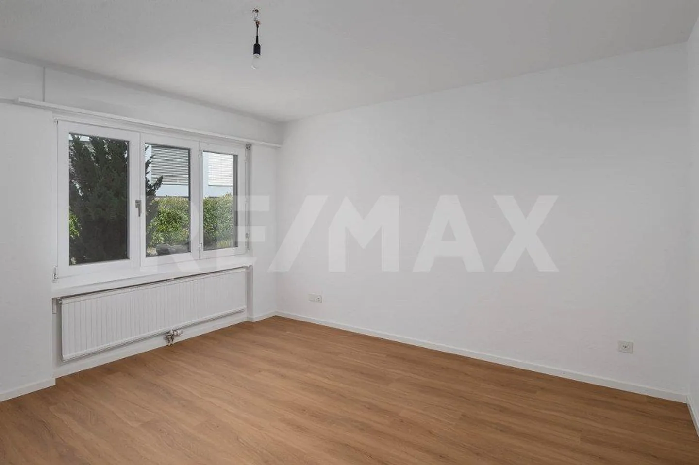 Appartement 4,5 pièces entièrement rénové avec style et confort. - Photo 13 sur 13