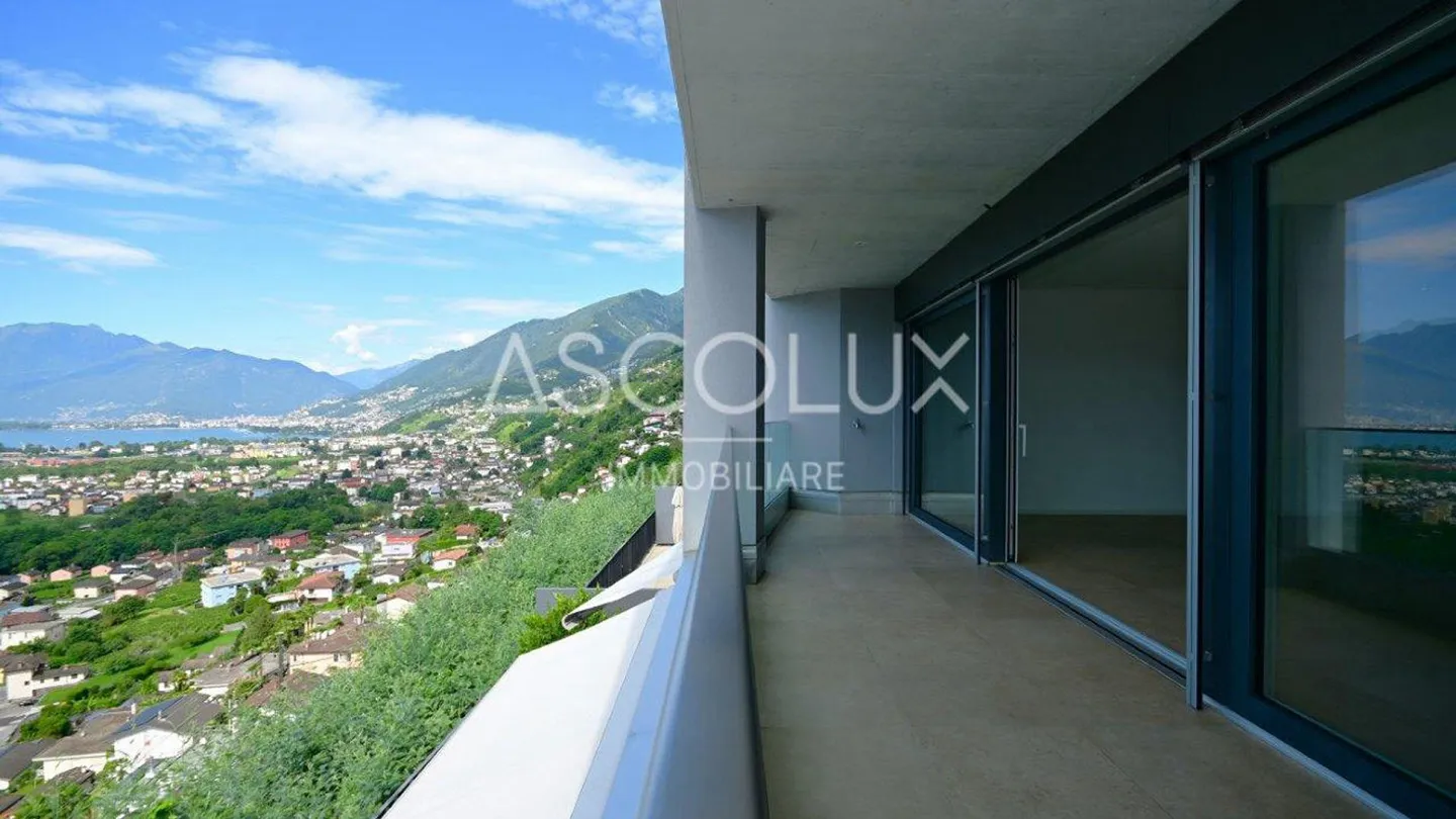 3.5 Room Apartment with Covered Terrace, Panoramic View and... - Photo 3 of 13