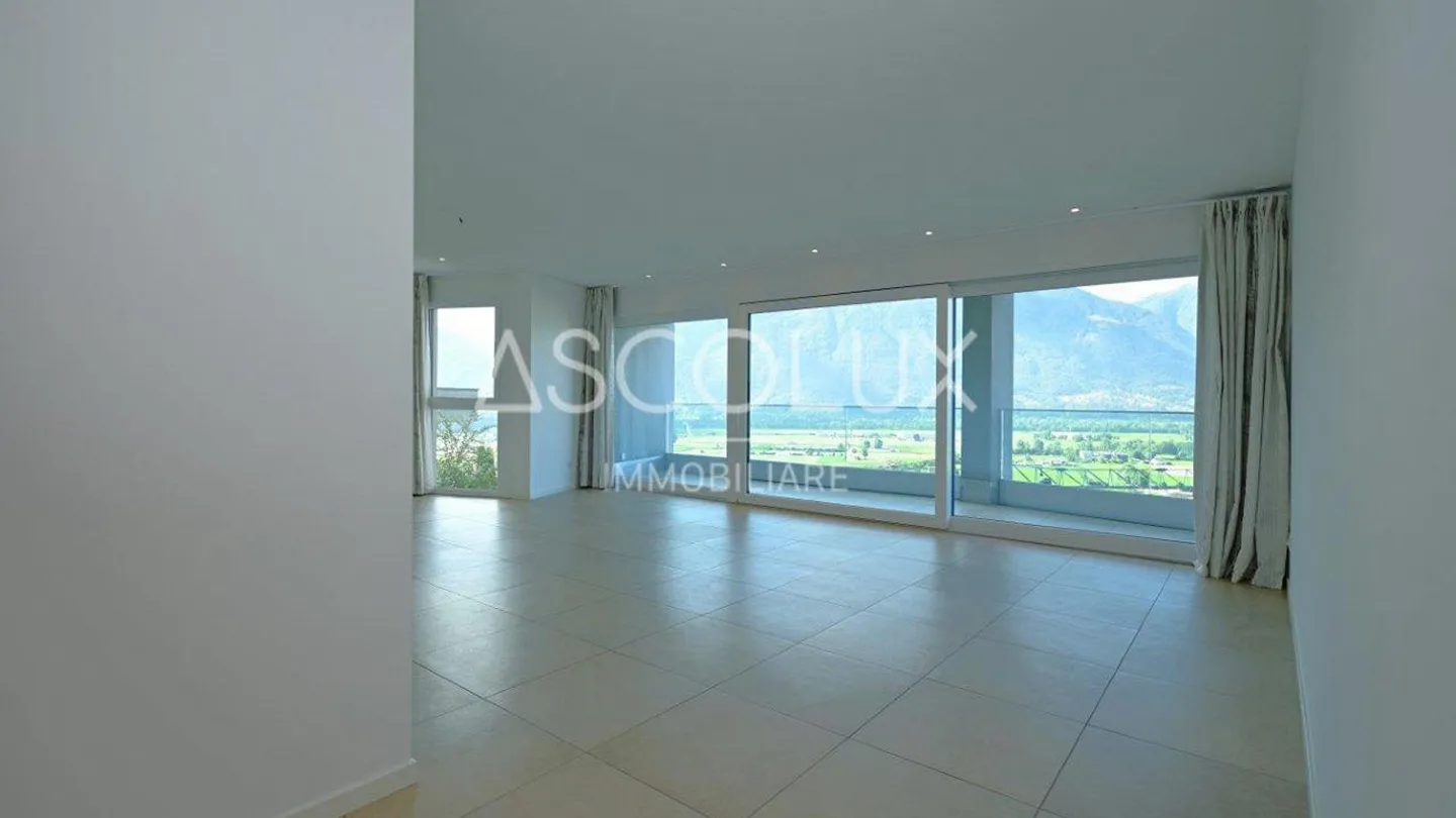 3.5 Room Apartment with Covered Terrace, Panoramic View and... - Photo 5 of 13