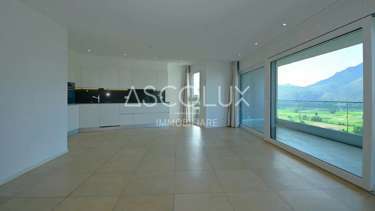 3.5 Room Apartment with Covered Terrace, Panoramic View and... - Photo 6 of 13