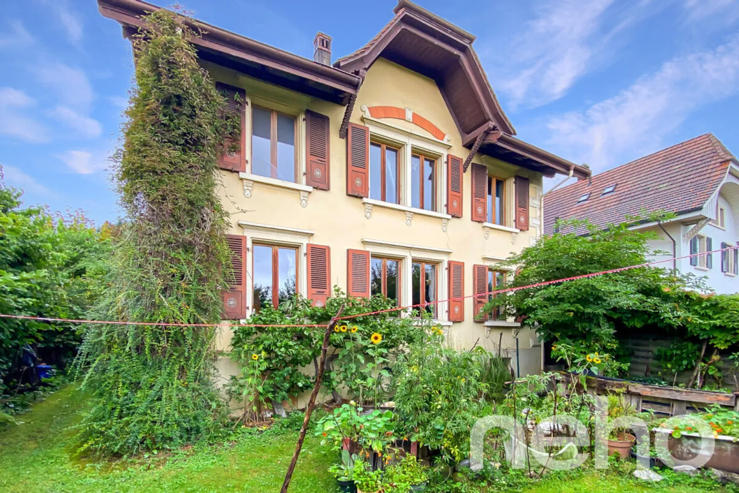 Ampia casa unifamiliare di 10 stanze a Safern con giardino! - Foto 2 di 13