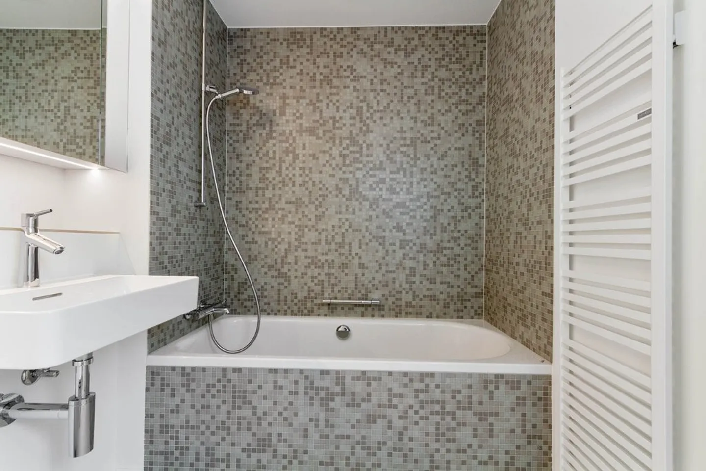 Casa a schiera di 4,5 locali appena ristrutturata - Foto 6 di 12