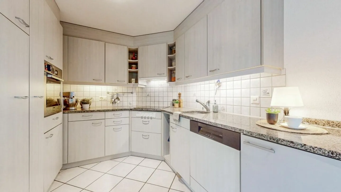 Appartement à vendre - Photo 3 sur 8