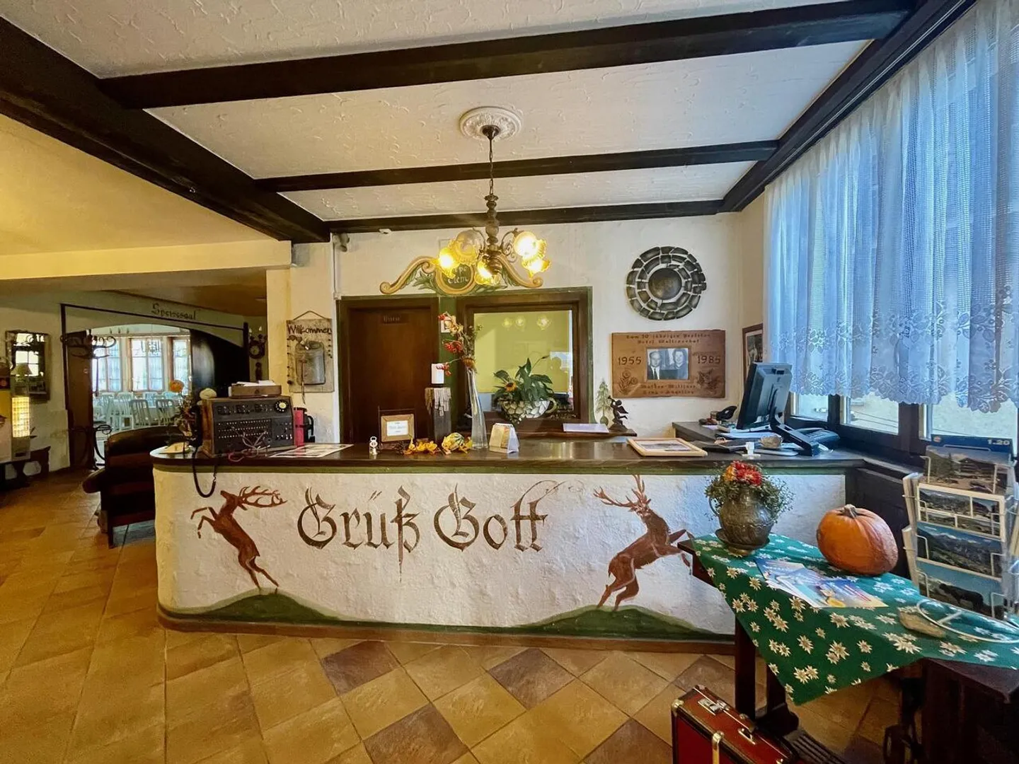 Charmantes Familienhotel in Grächen - Foto 3 von 6