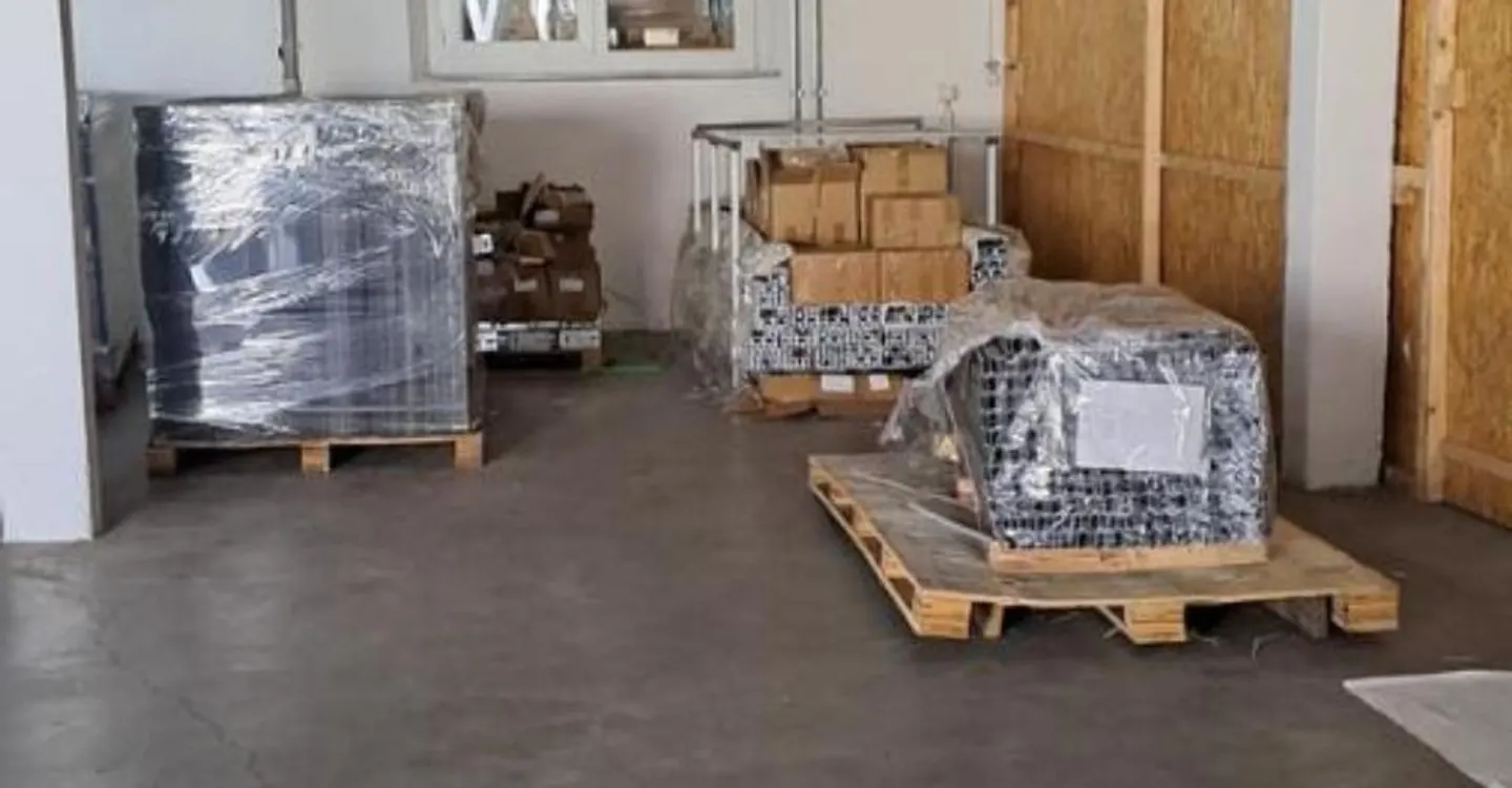Dépôt spacieux avec bureau - Photo 4 sur 8