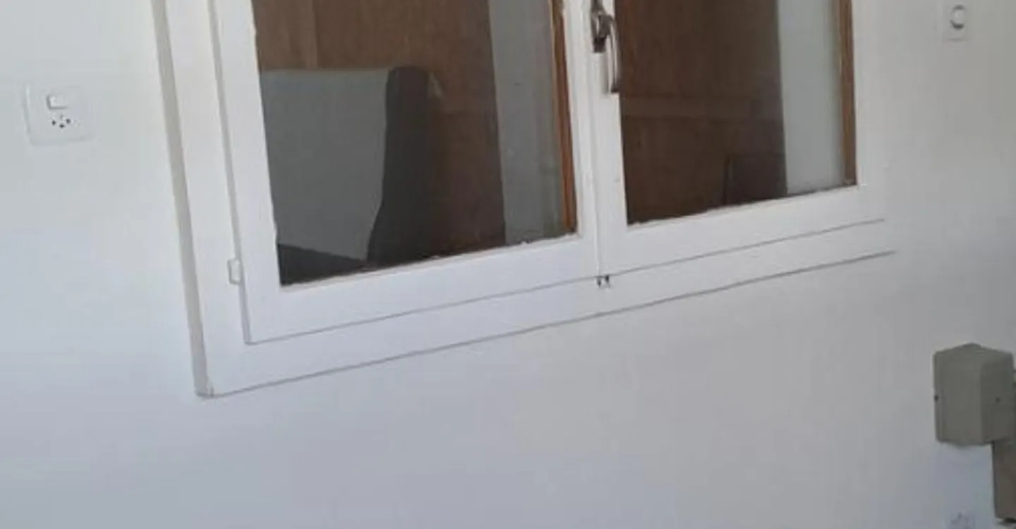 Dépôt spacieux avec bureau - Photo 7 sur 8