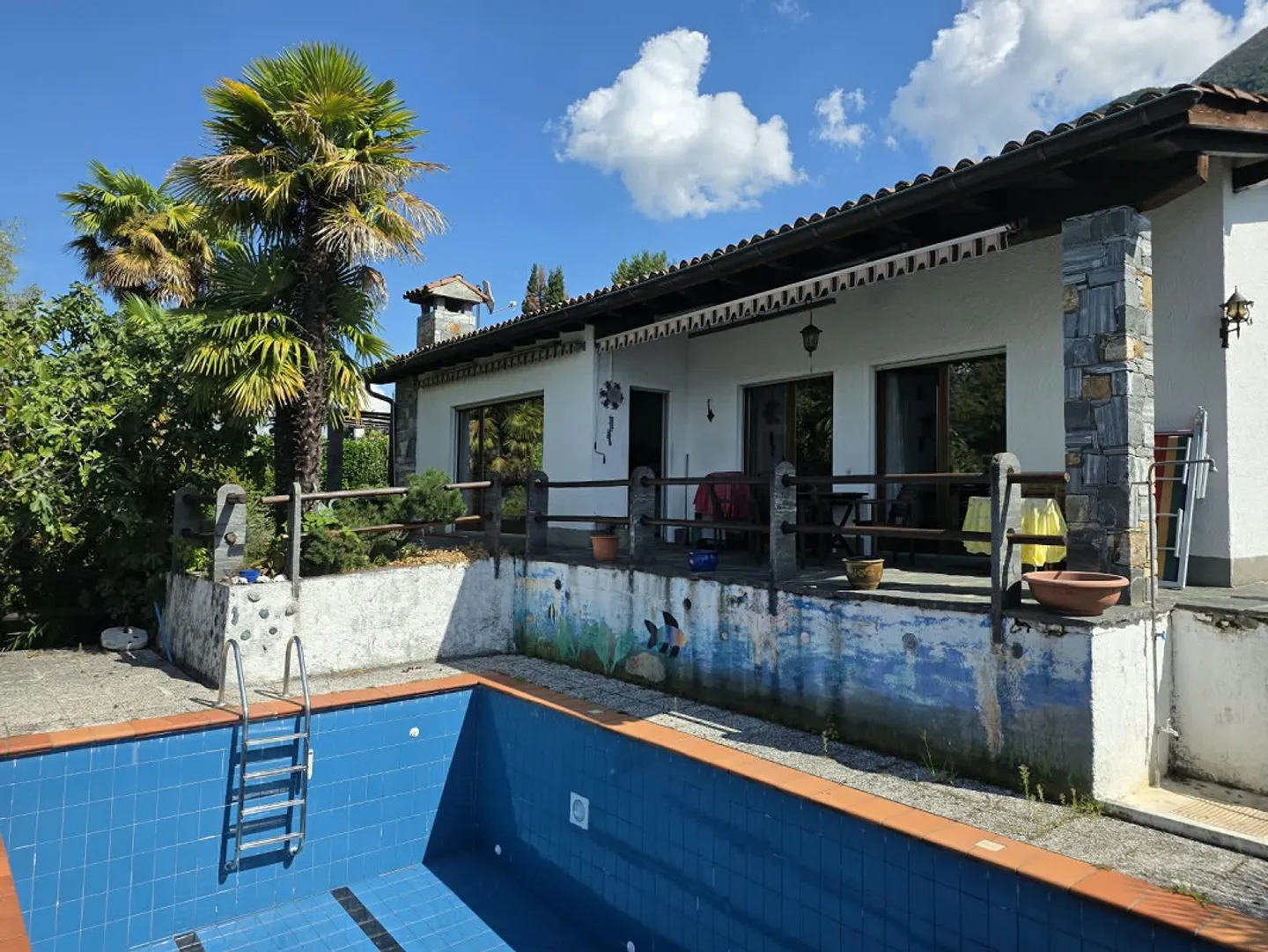 Villa dans un endroit exceptionnel à San Nazzaro - Photo 4 sur 8