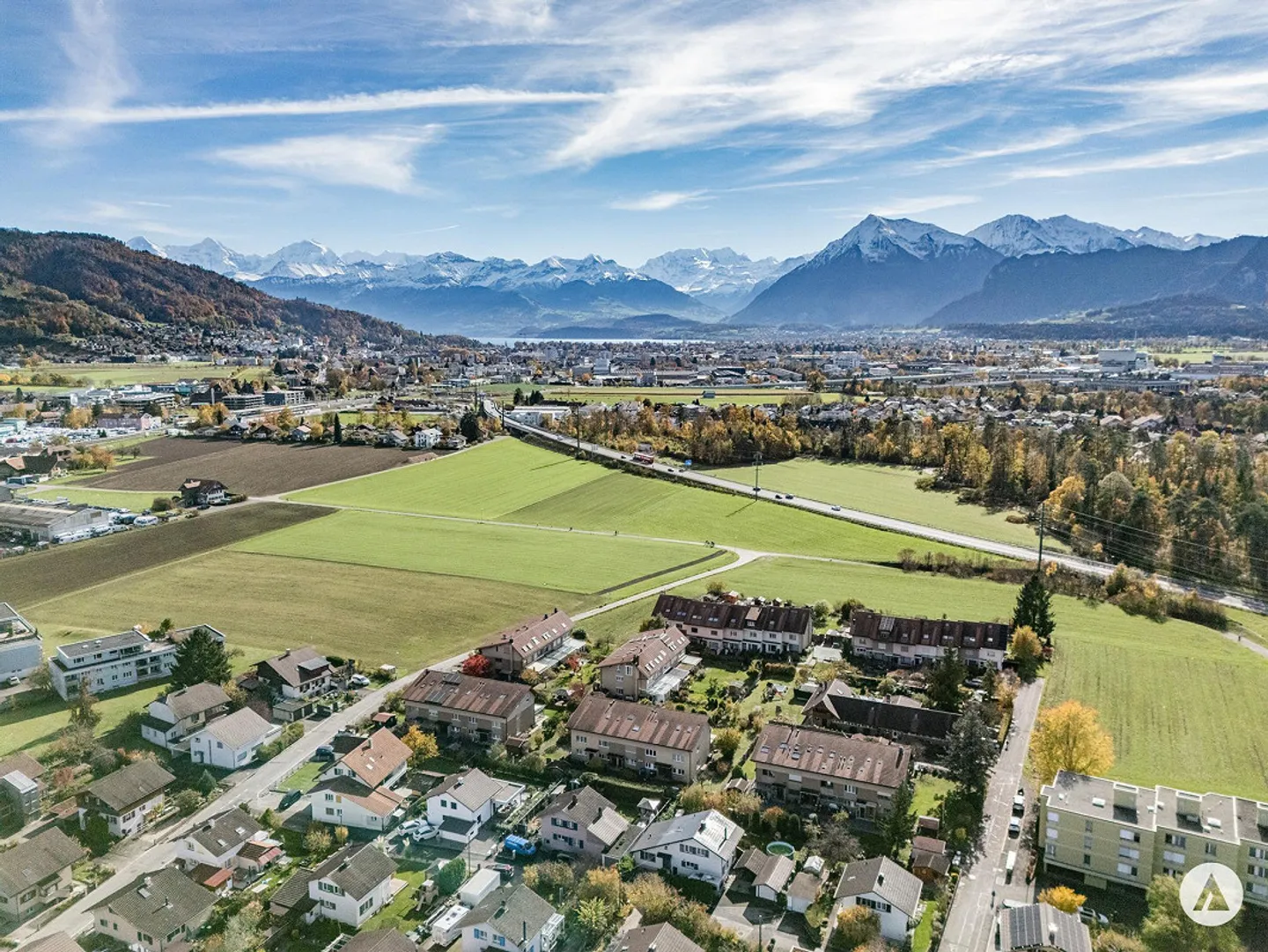 Casa ideale per famiglie con senso del design - Foto 3 di 13