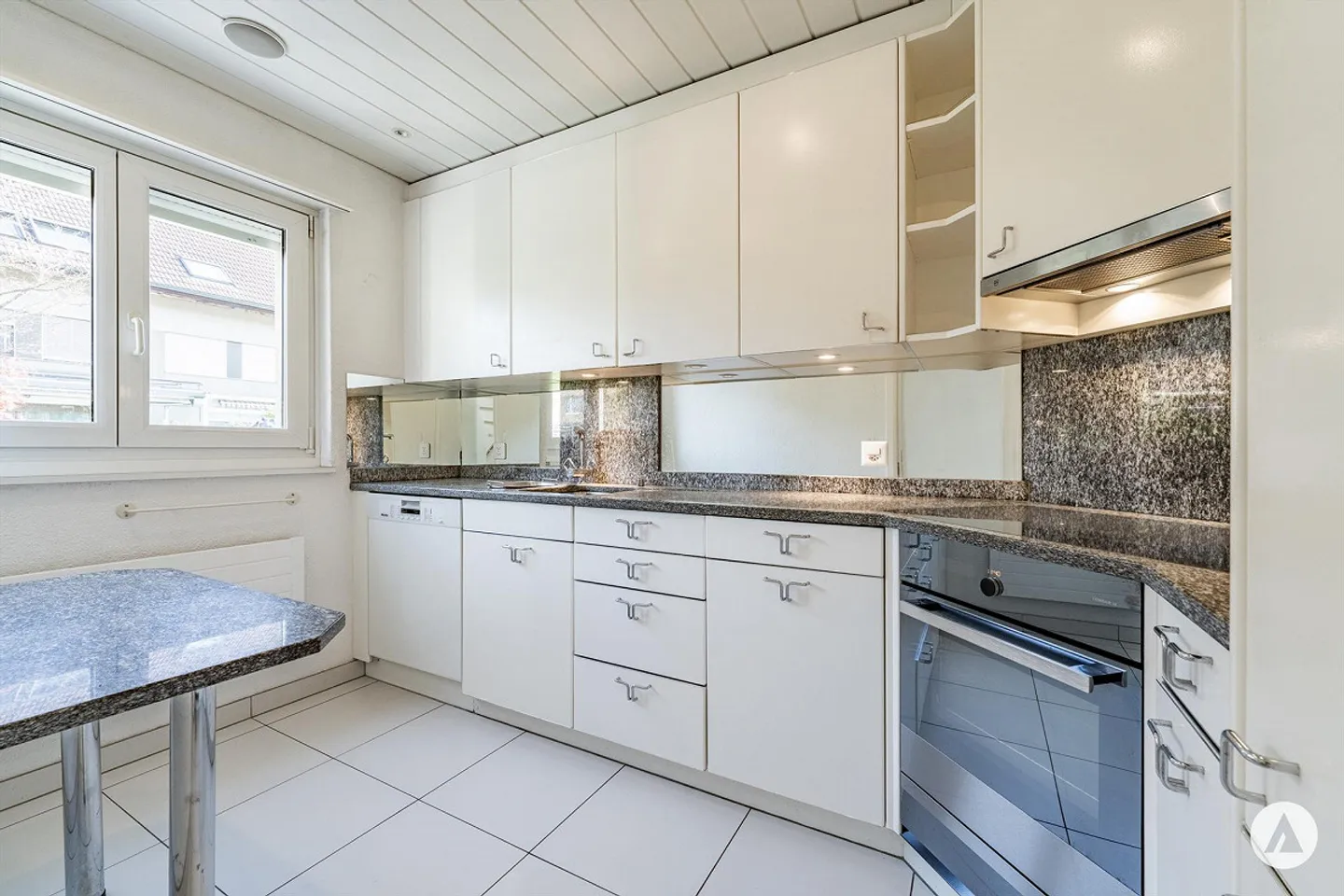 Casa ideale per famiglie con senso del design - Foto 7 di 13