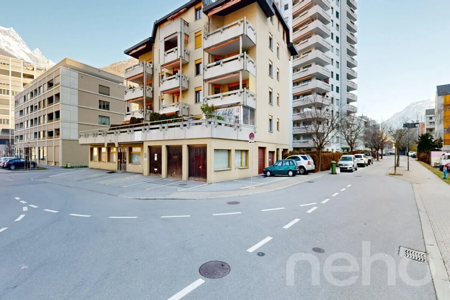Appartement duplex spacieux de 5 pièces avec vue sur la montagne à Viège - Photo 3 sur 12